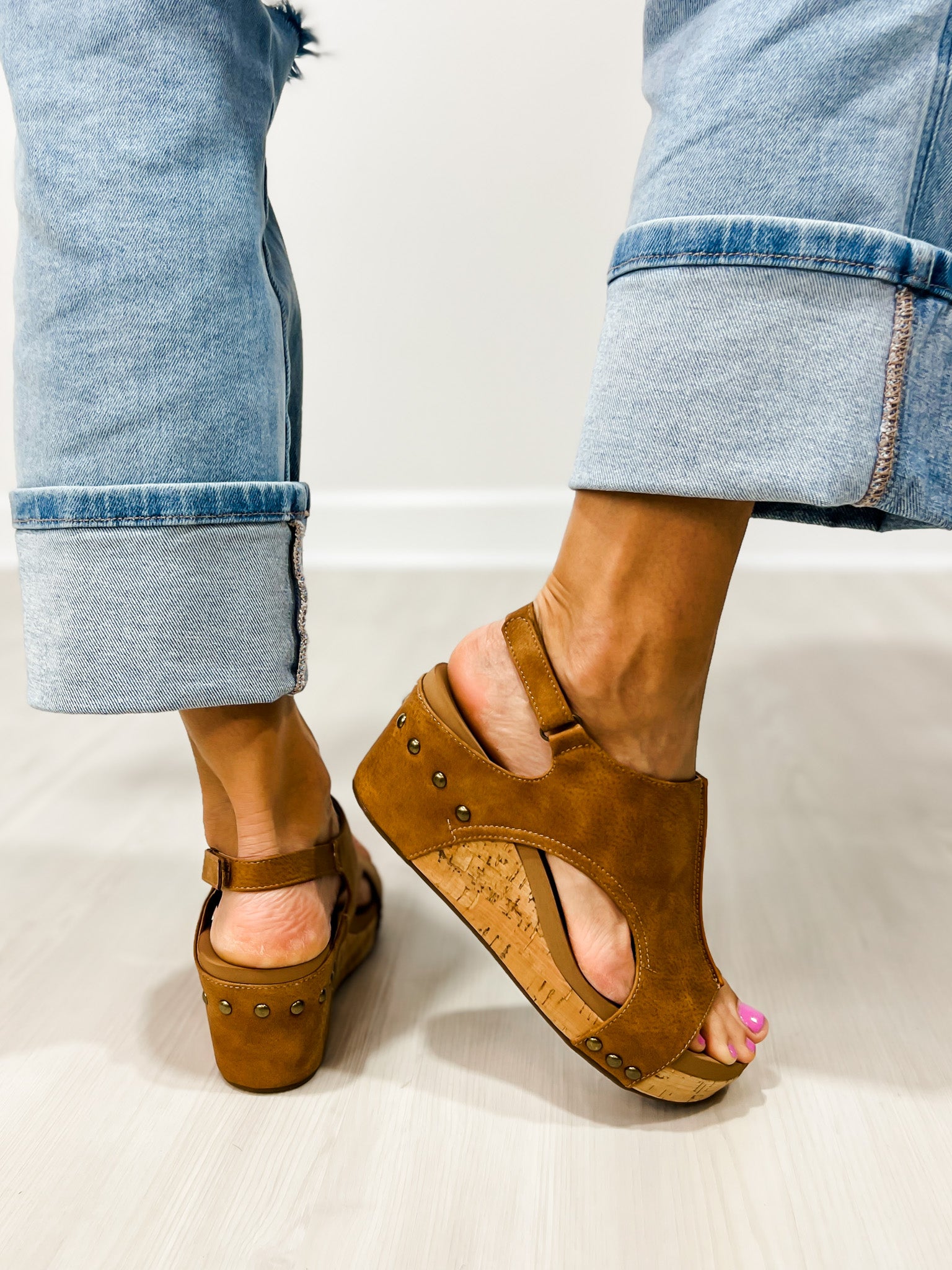 Corkys Carley Wedges in COGNAC WASHED METALLIC