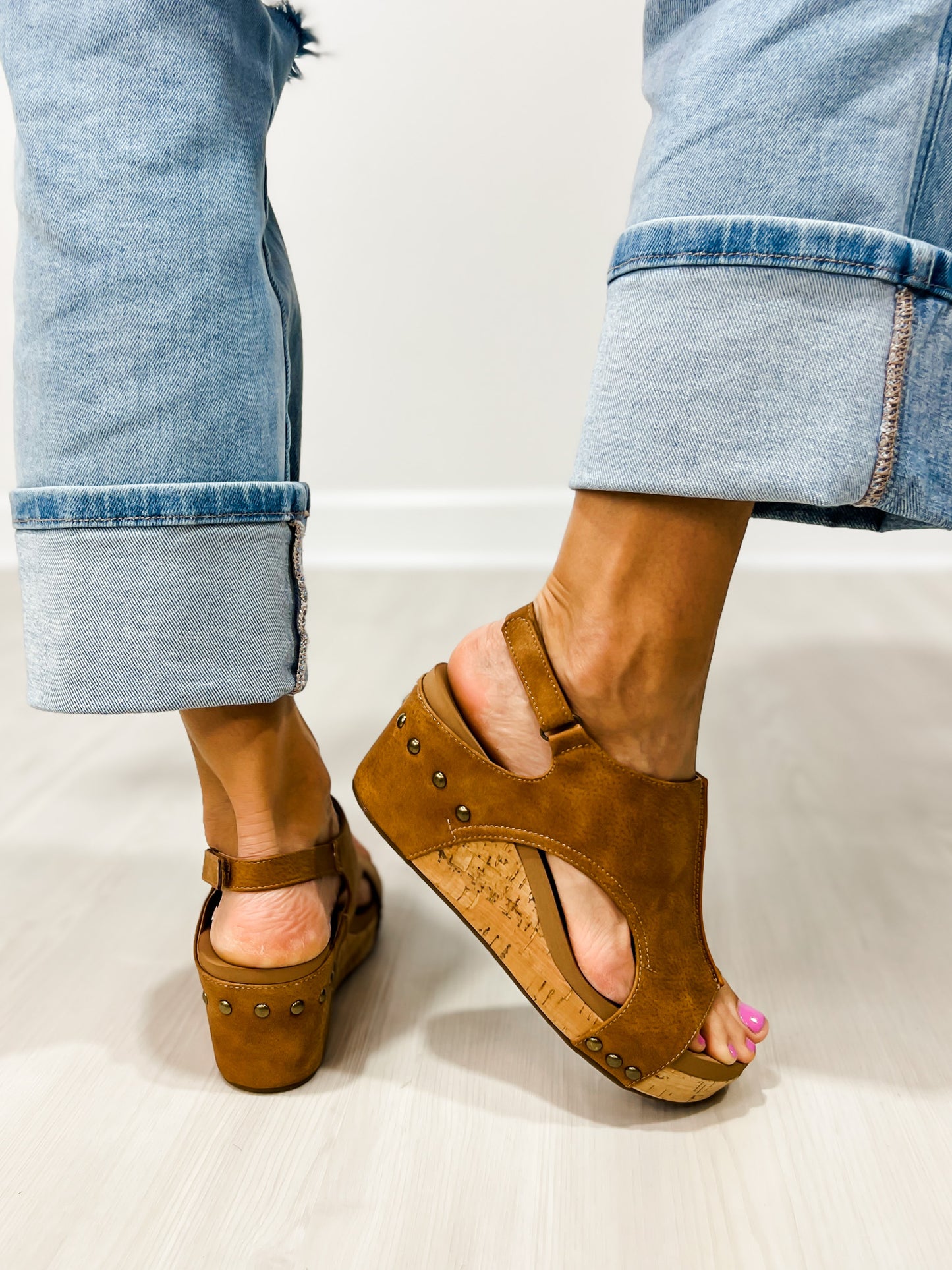 Corkys Carley Wedges in COGNAC WASHED METALLIC