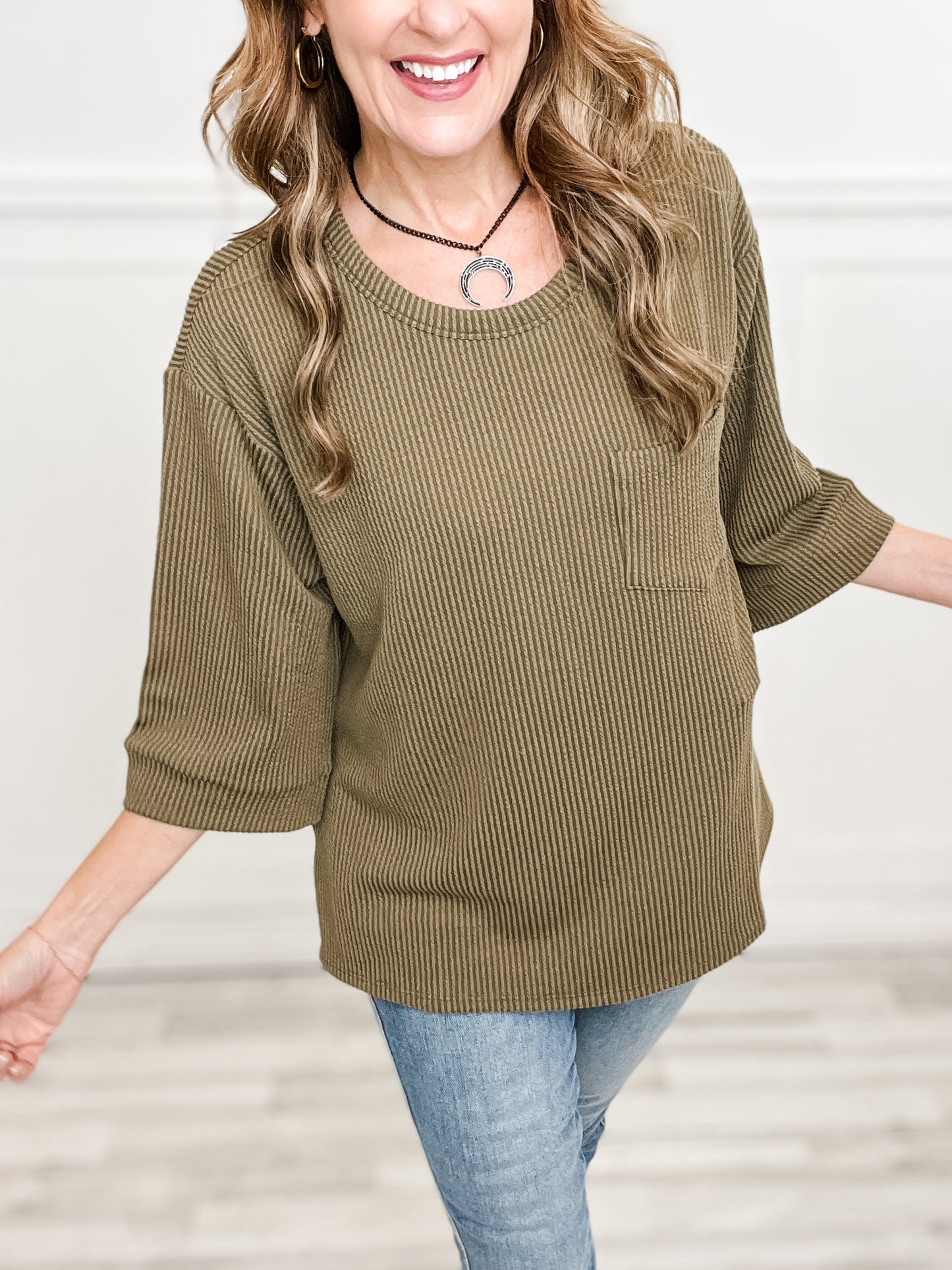 3/4" Sleeve Curly Rib Material Round Neck Top with Front Pocket -Group A