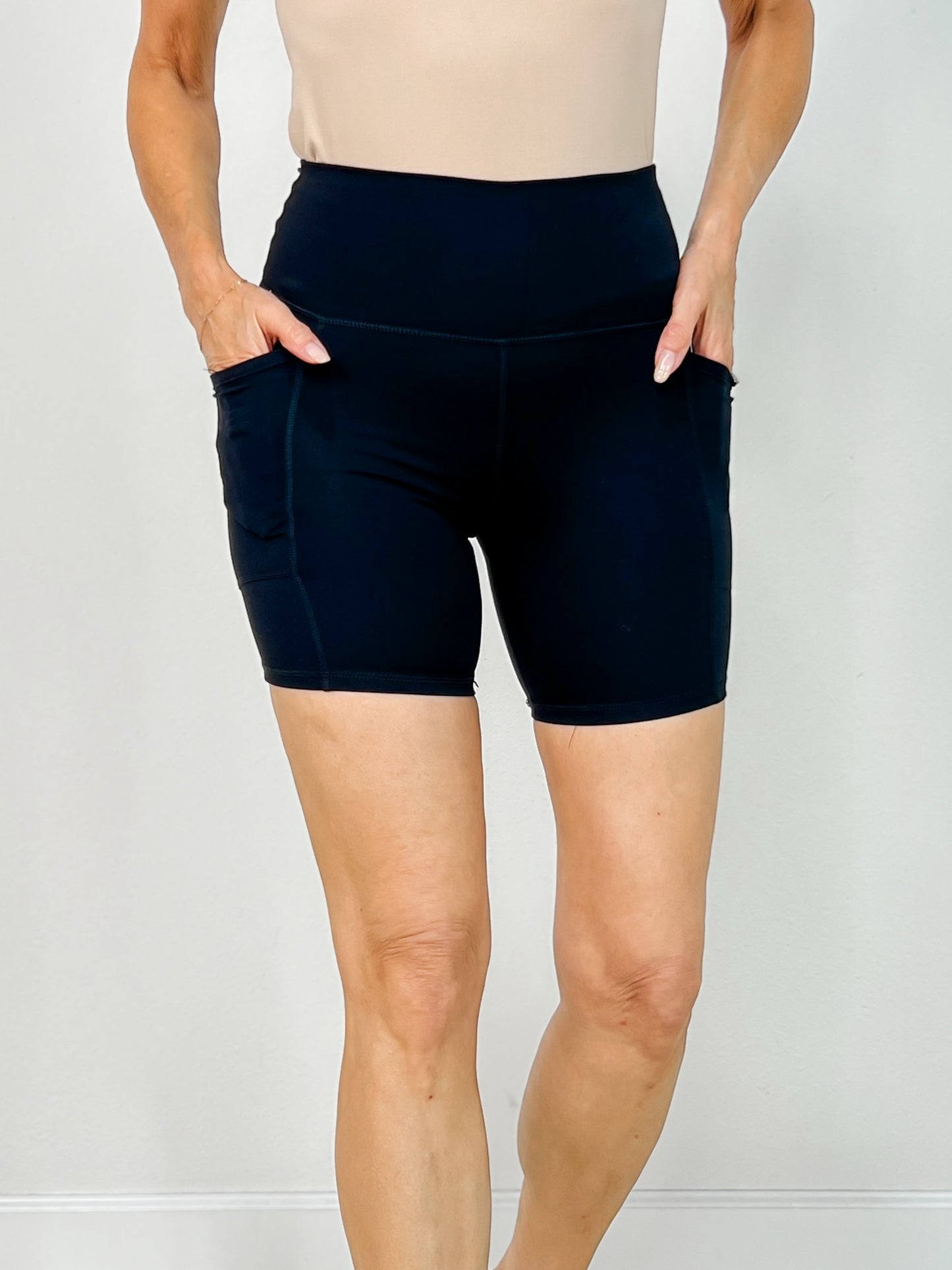 Venice Cloud Light Sculpt Biker Shorts