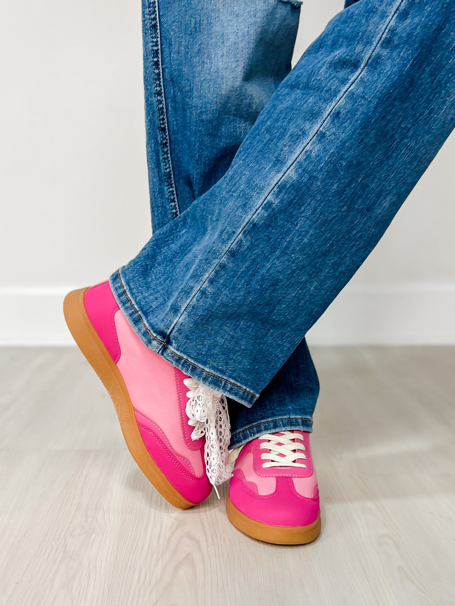 Forever Link Modern-12 Sneakers in Fuchsia/Multi