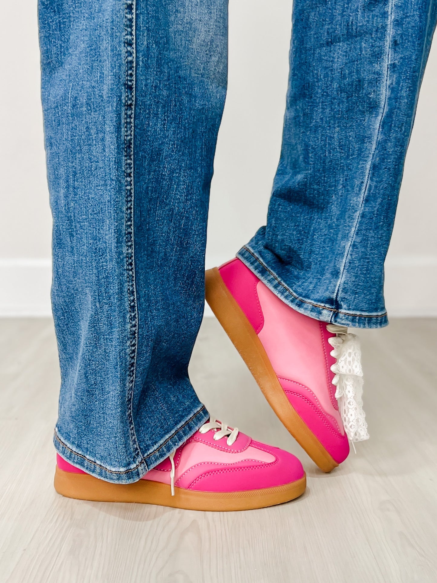 Forever Link Modern-12 Sneakers in Fuchsia/Multi