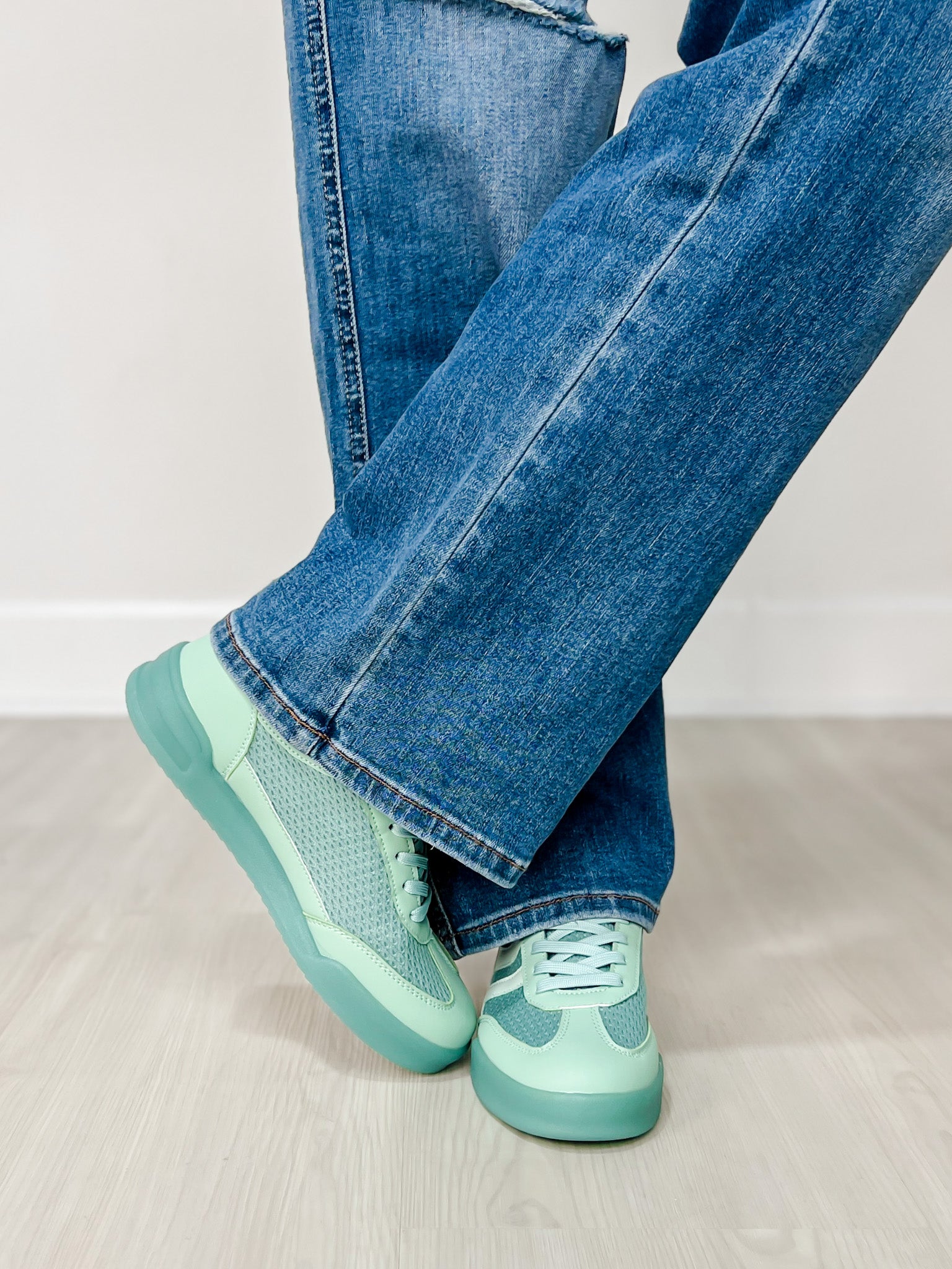 Forever Link Direct-14 Sneakers in Mint