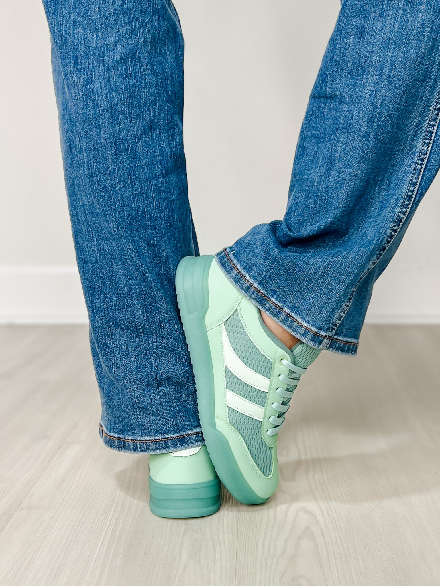 Forever Link Direct-14 Sneakers in Mint