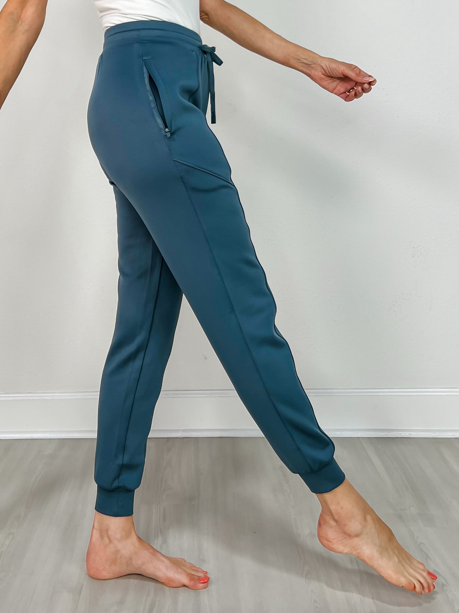 Cuffed Joggers with Zippered Pockets