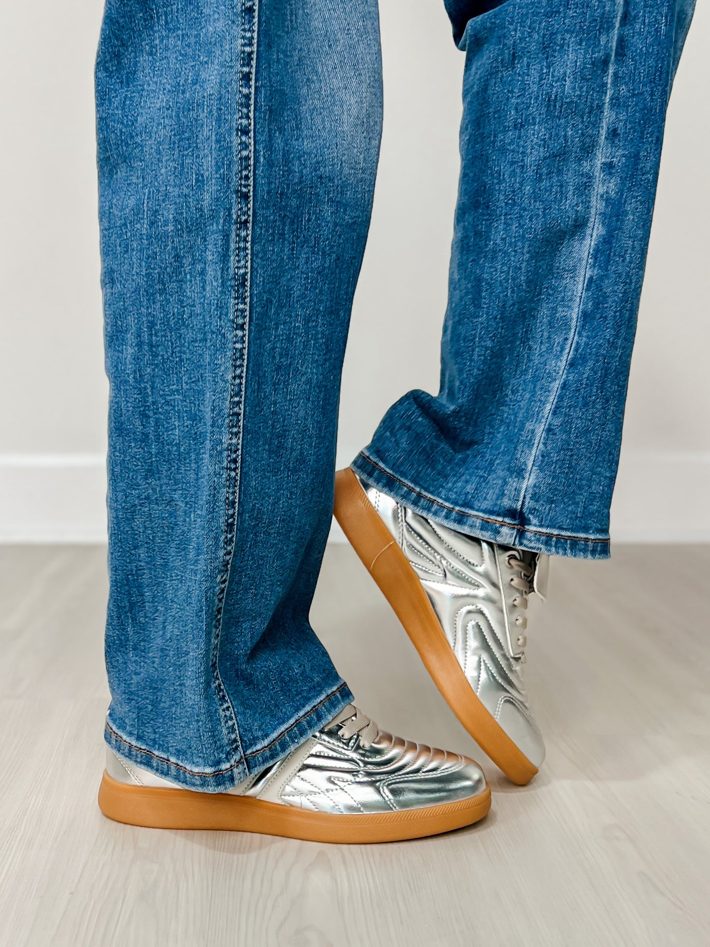 Forever Link Modern-30 Sneakers in Silver