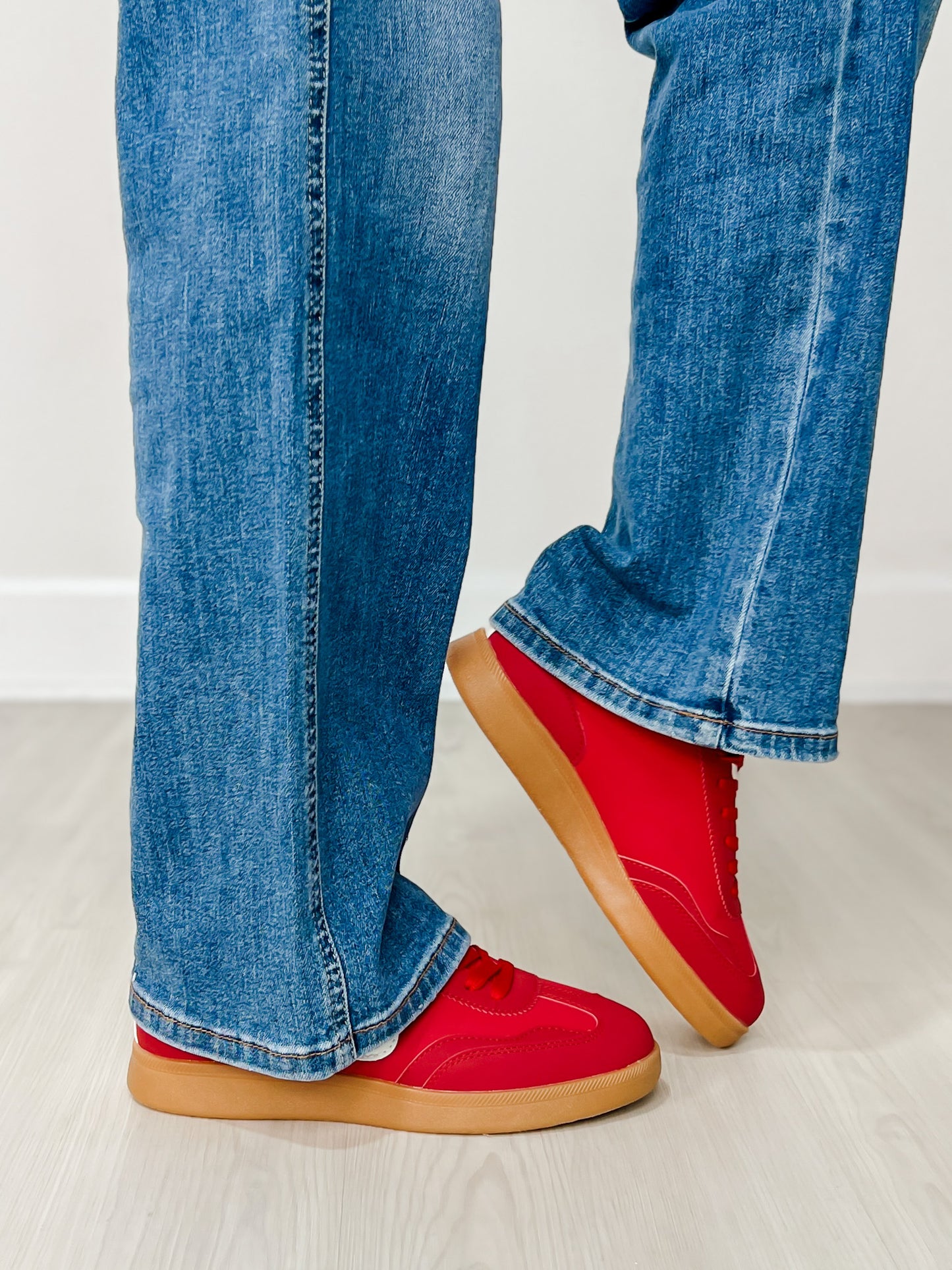Forever Link Modern-12 Tennis Shoes in Red