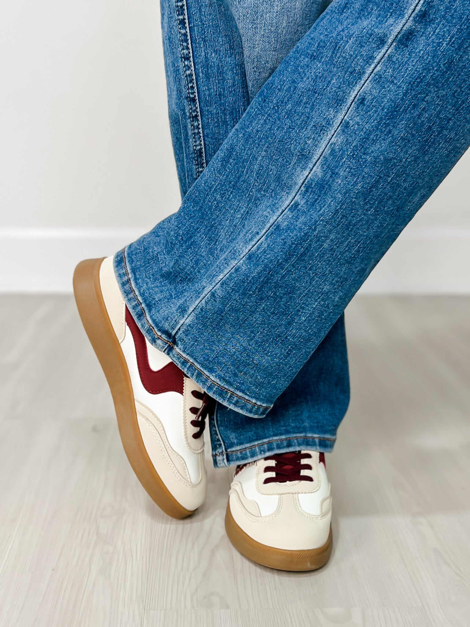 Forever Link Modern-13 Tennis Shoes in Beige/Wine