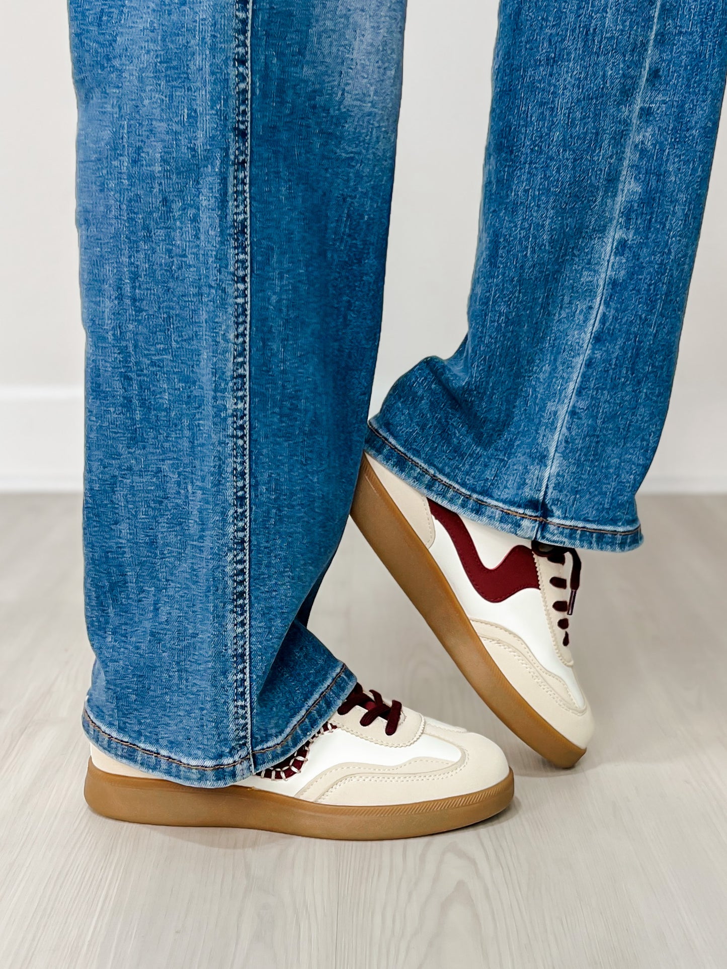 Forever Link Modern-13 Tennis Shoes in Beige/Wine