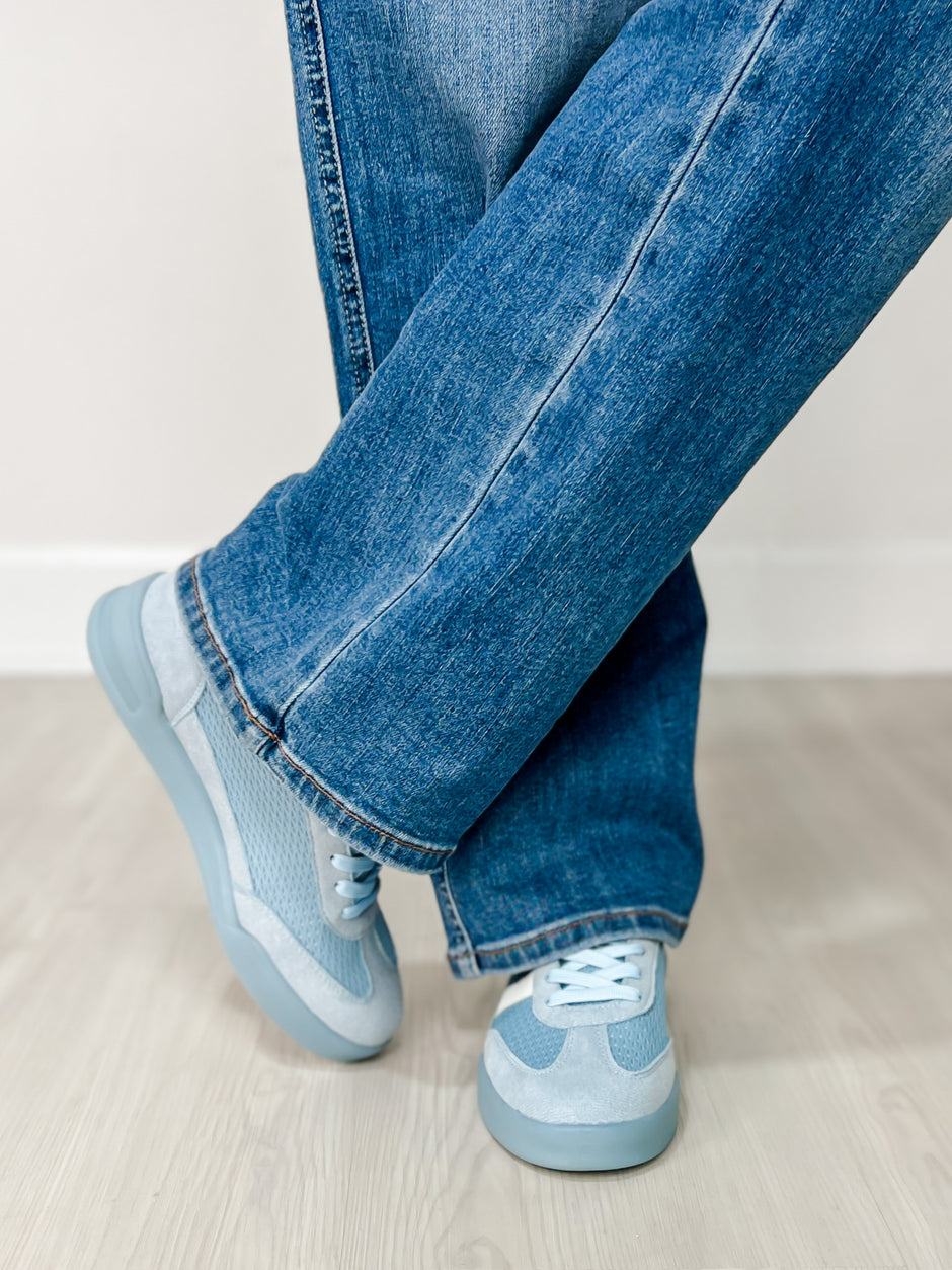 Forever Link Direct-14 Sneakers in Blue/White
