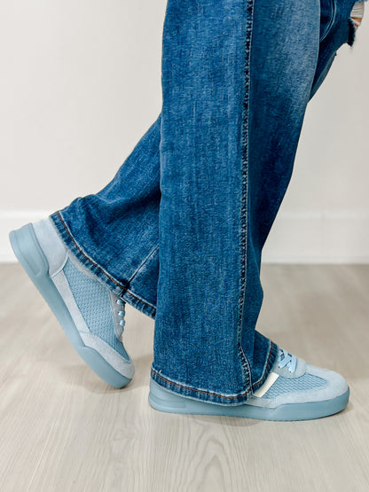 Forever Link Direct-14 Sneakers in Blue/White