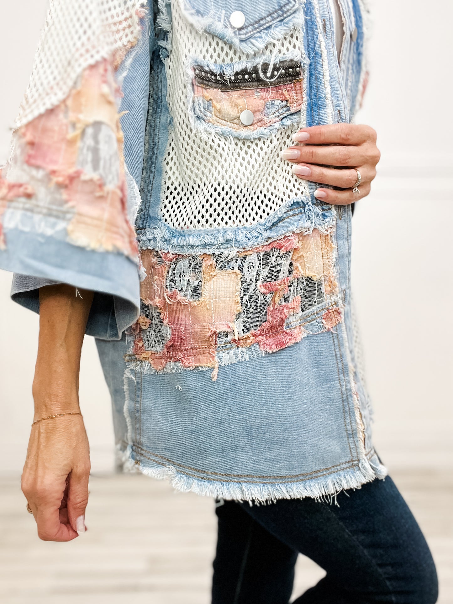 Talk To Me Short Sleeve Contrast Denim Jacket