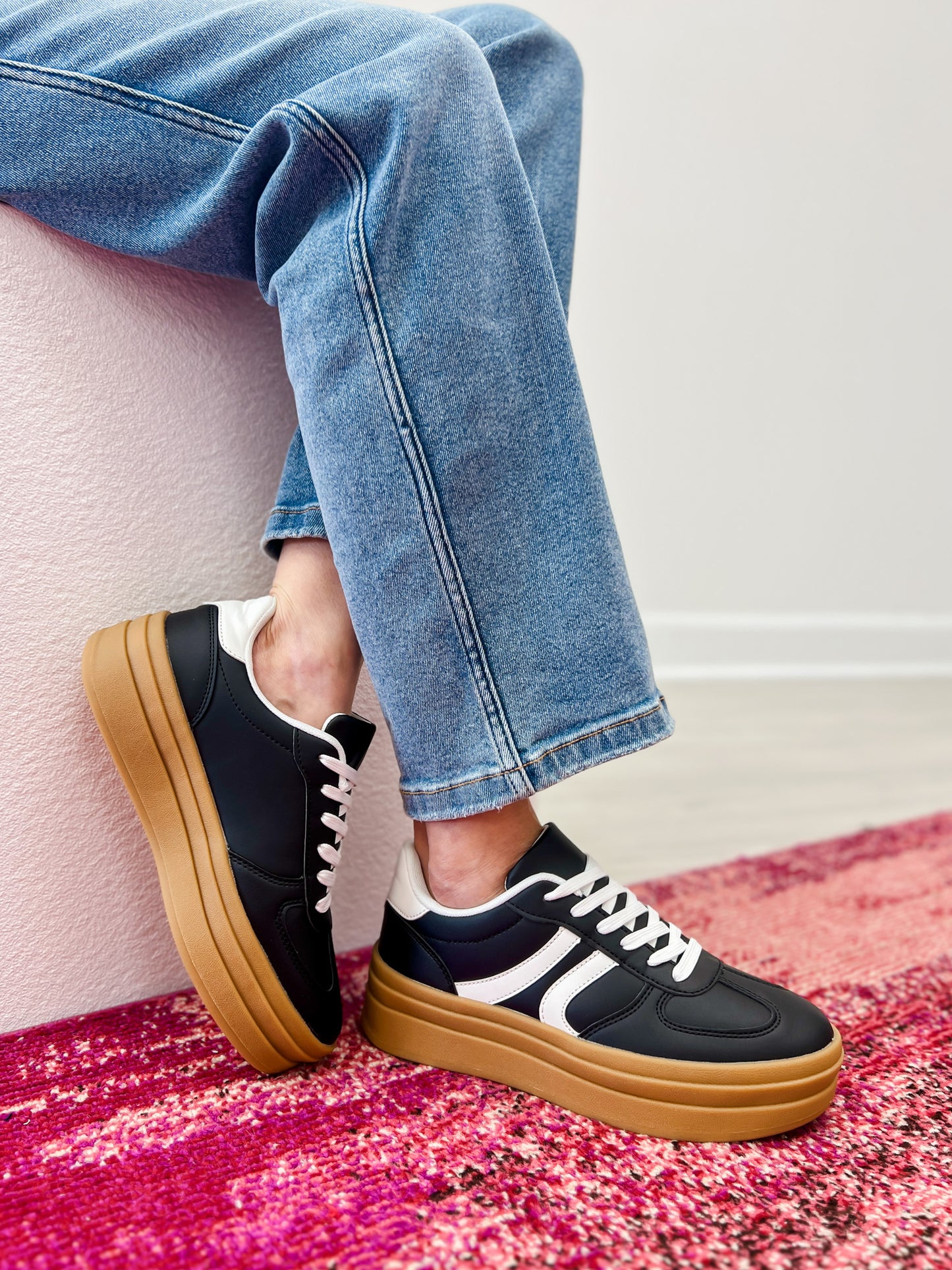 Semi Platform Double Stripe Low Sneakers in Black/White