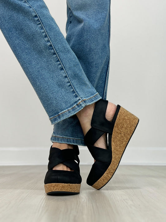 Corky's Off The Deep End Sandal main image 0