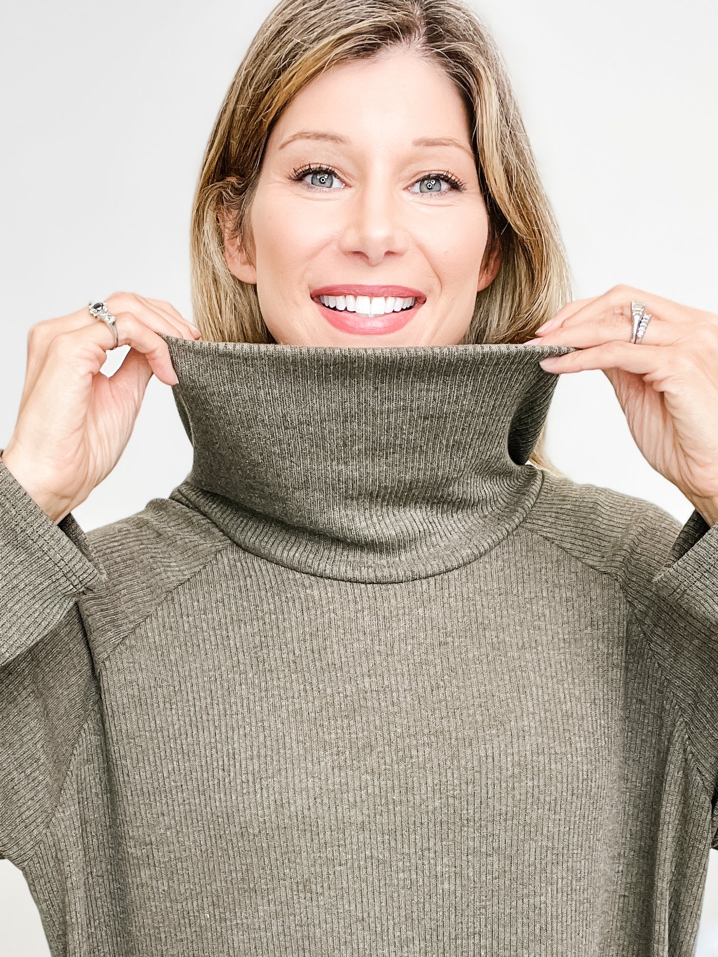 Turtleneck Long Sleeve RIbbed Top