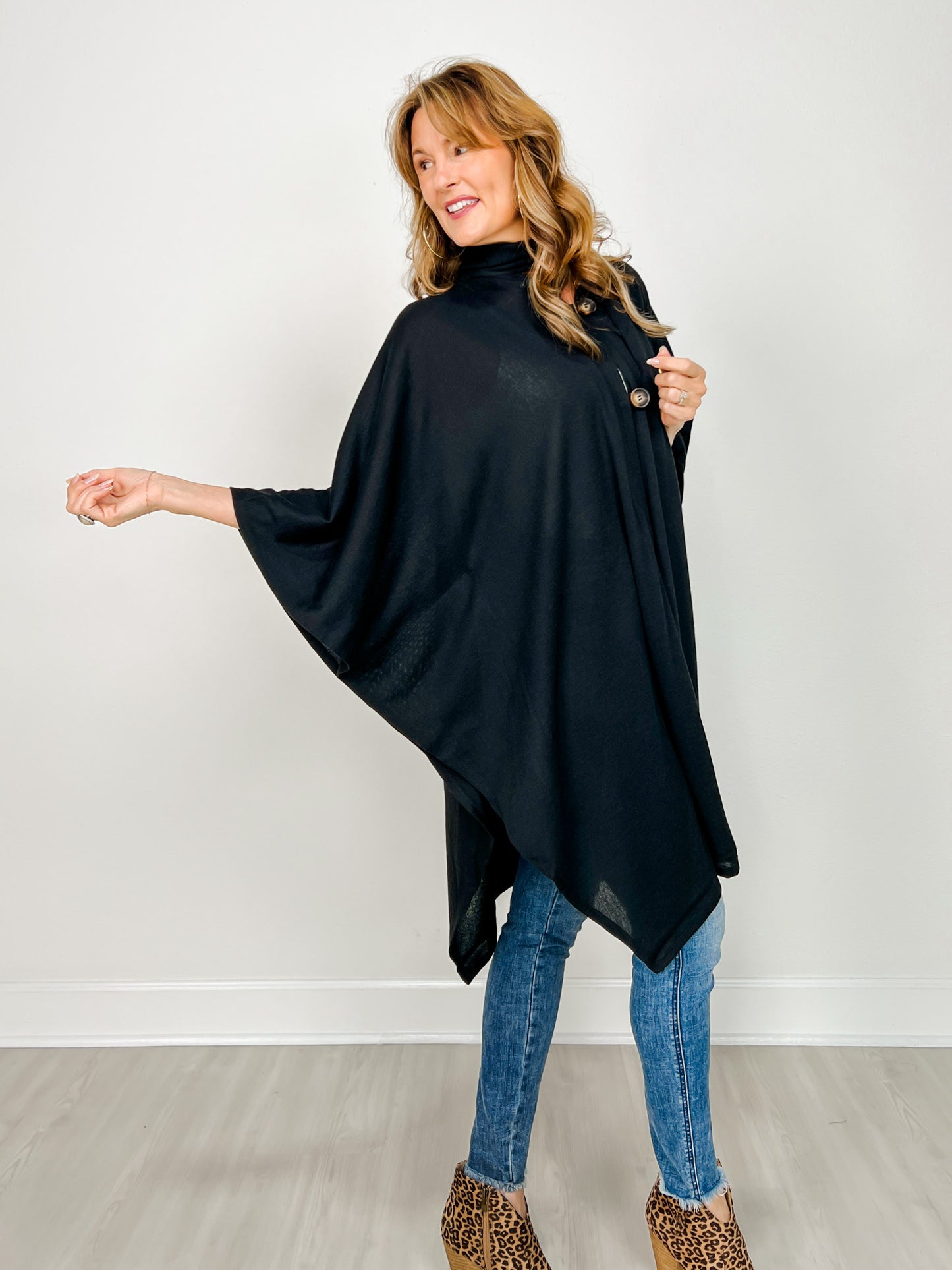 Flowy Button Detail Poncho Top in Black