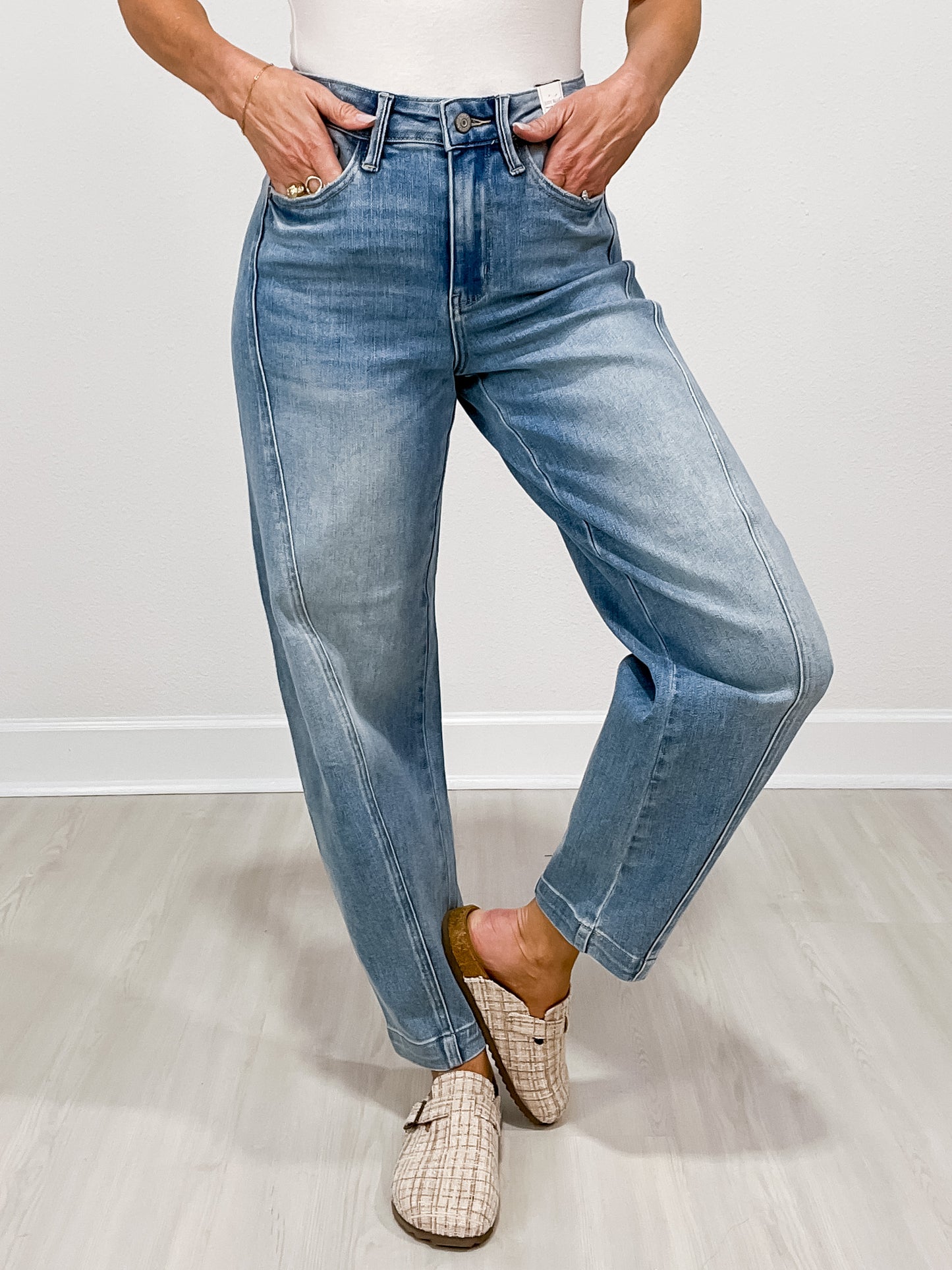 Judy Blue PENELOPE High Waist Side Panel Barrel Leg Jeans