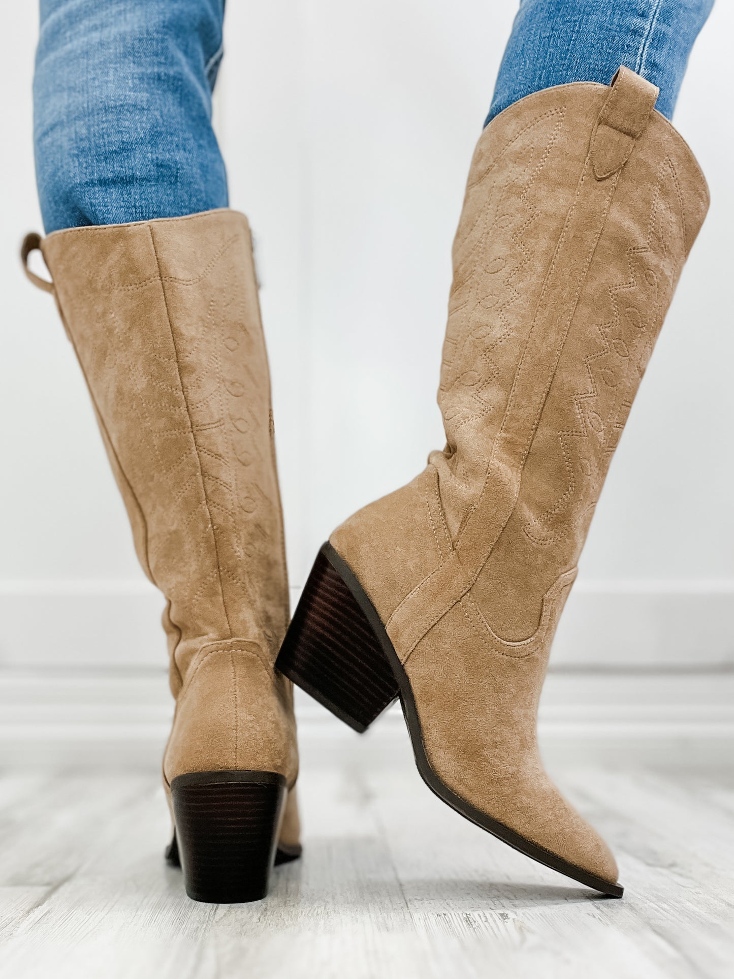 Corkys Howdy Boots in  Camel Suede