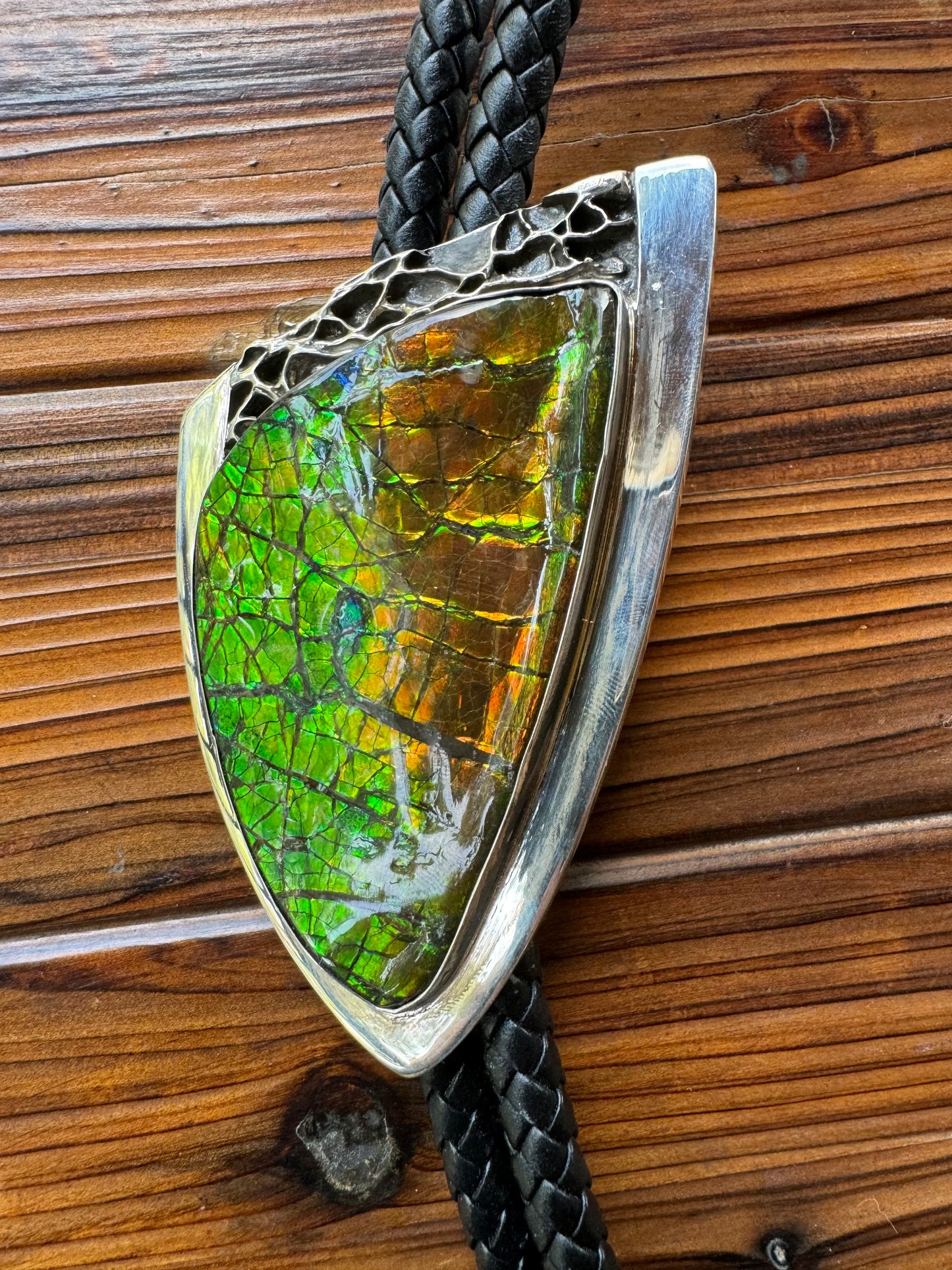 Ammolite Bolotie