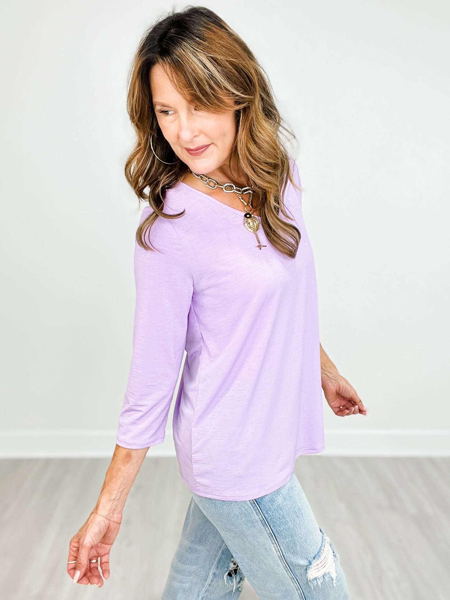 V-Neck Poly Blend 3/4" Sleeve Top in Lilac