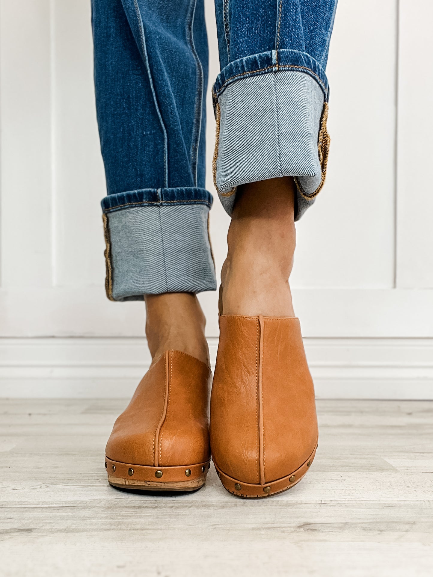 Corkys MARLEY Cork Wedge Clogs in Cognac