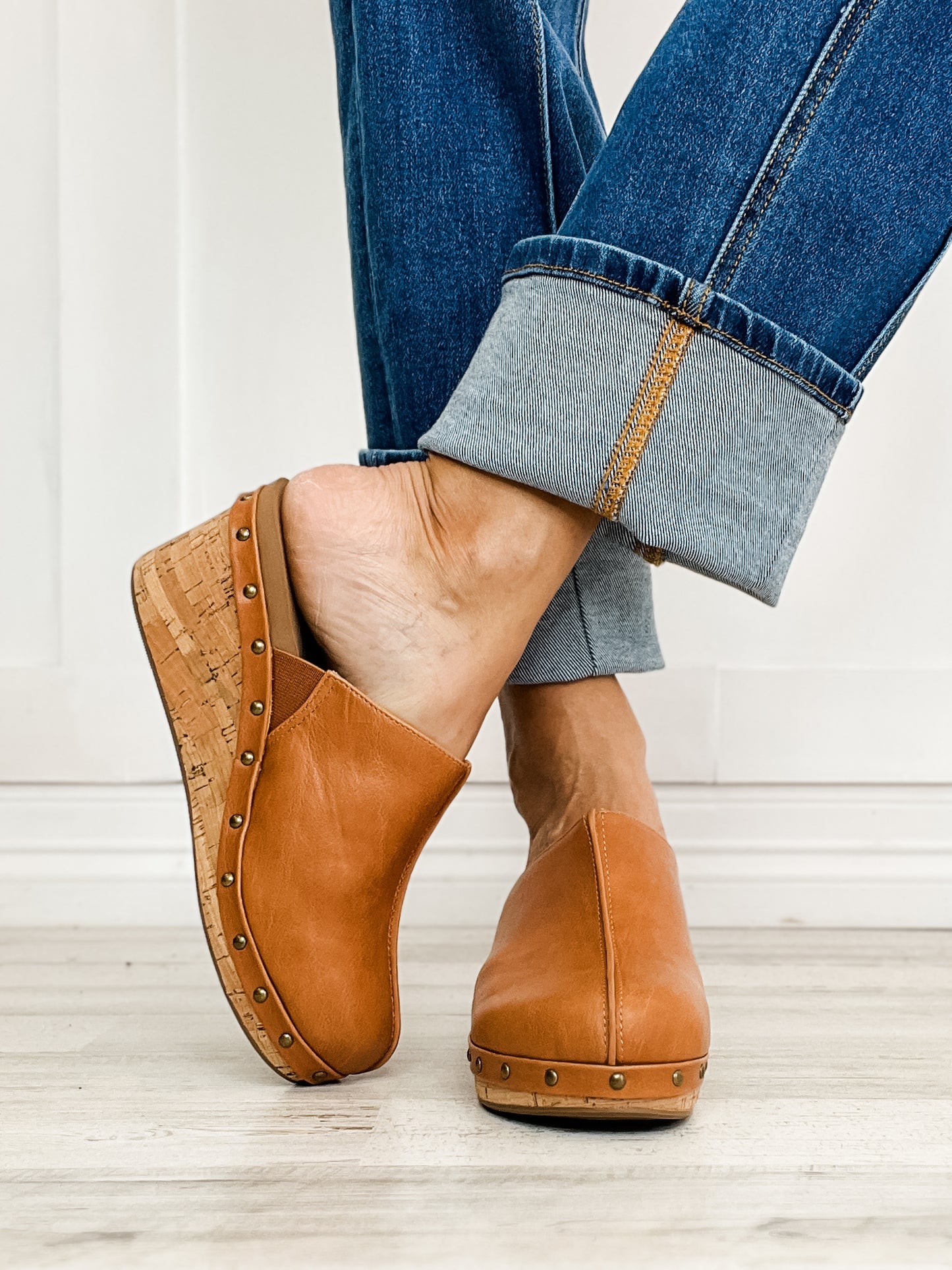 Corkys MARLEY Cork Wedge Clogs in Cognac