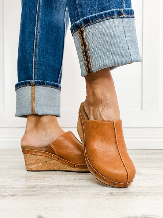 Corkys MARLEY Cork Wedge Clogs in Cognac