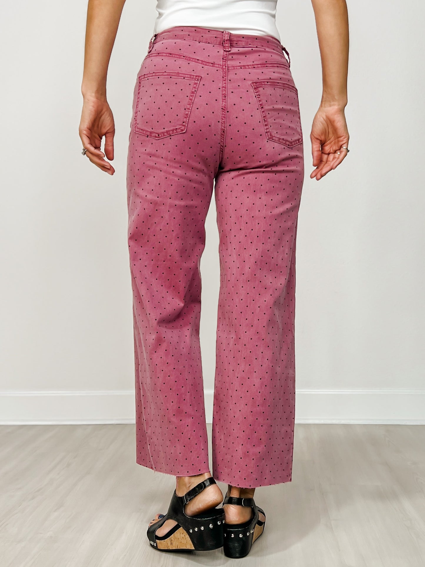 Polka Dot Washed Twill Stretch Cropped Pants in Mulberry