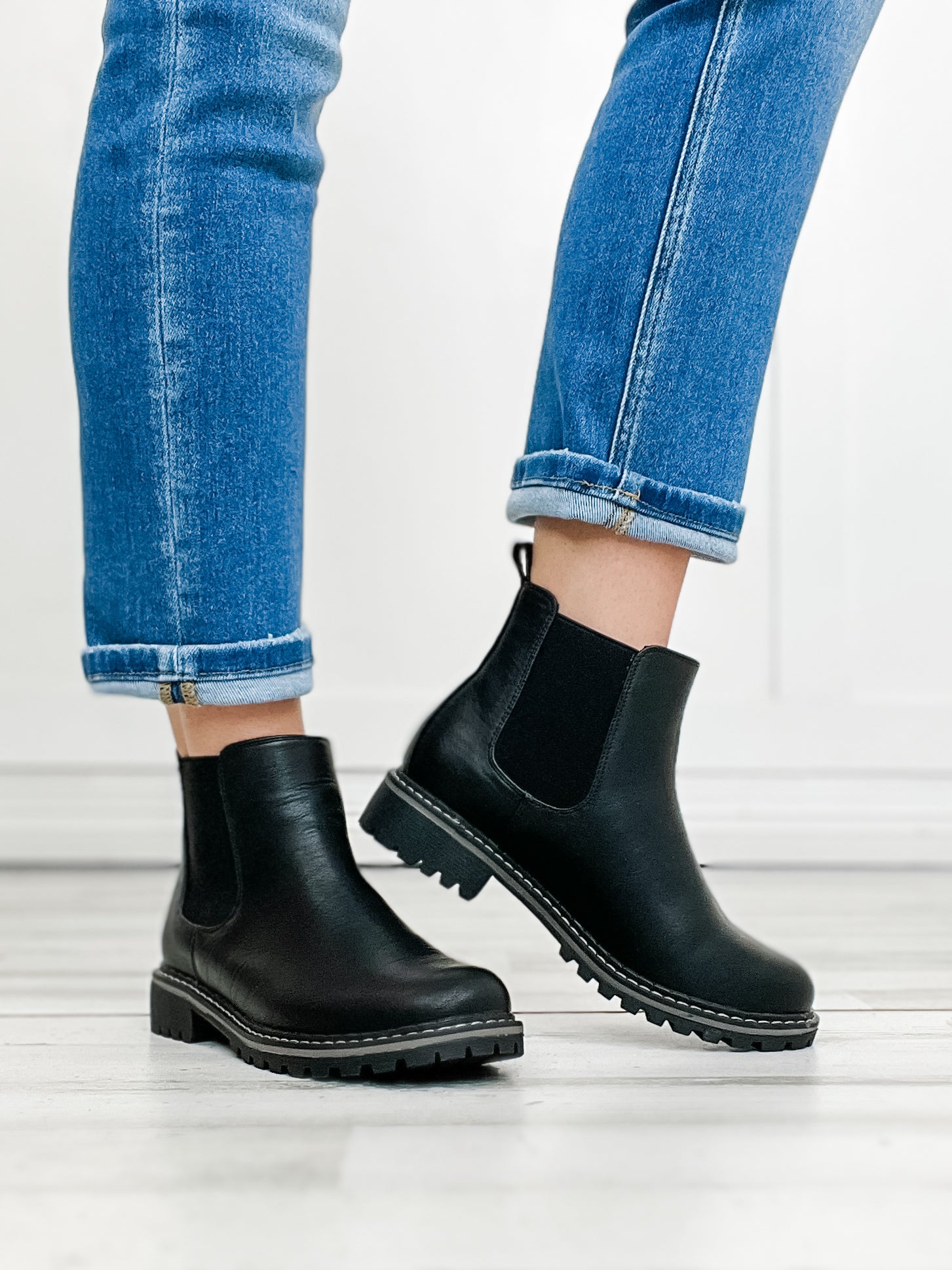 Corkys Doohickey Boots in Black