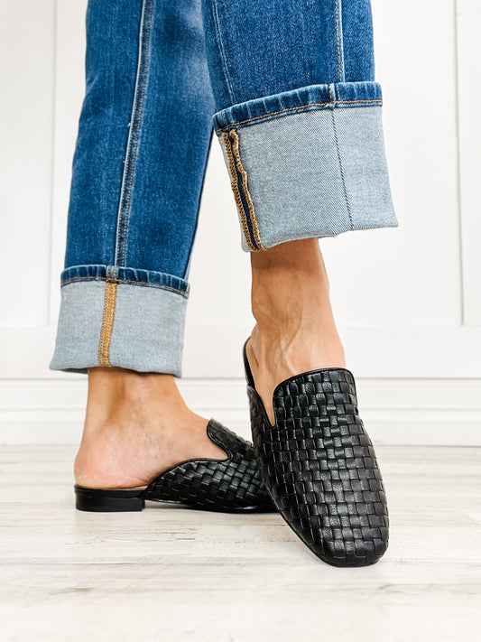 Corkys WEAVE IT TO BEAVER Slip-On Mule in Black