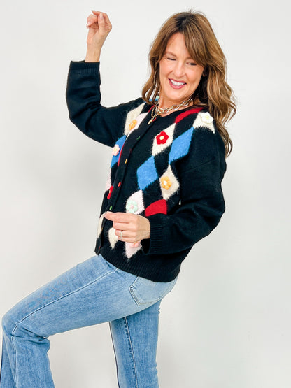 Pointed Diamond Pattern Cardigan Top with Colorful Buttons