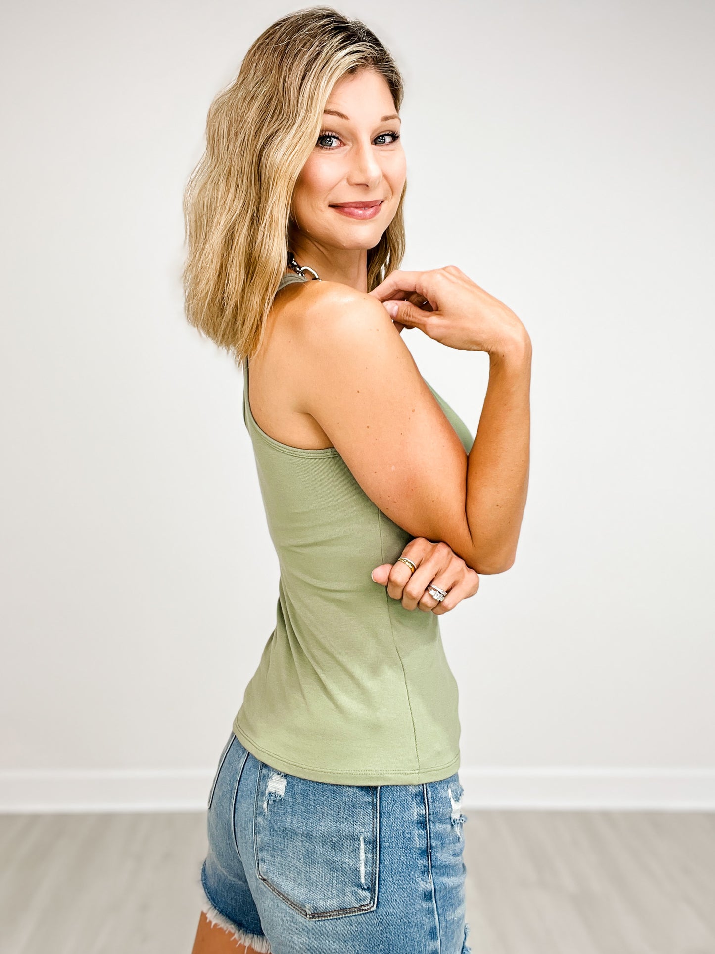 Loose High Neck Brami