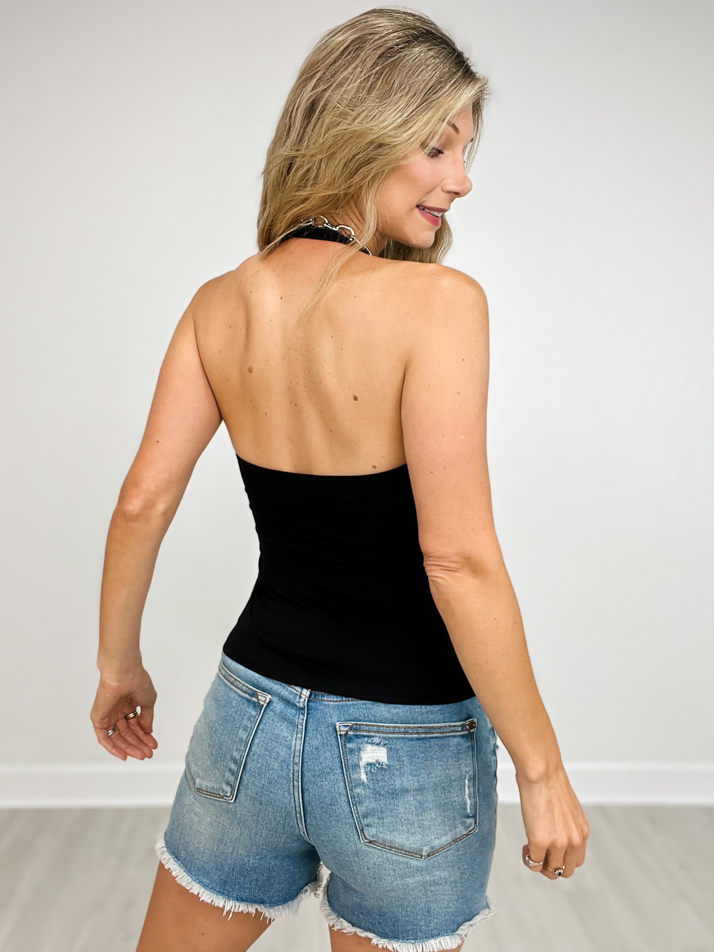 Solid Halter Brami