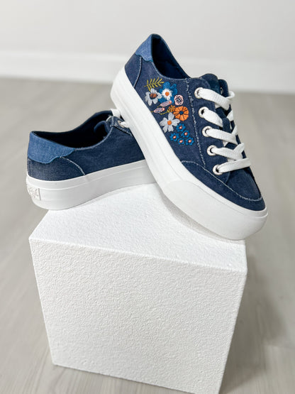 Blowfish Sadie Sun 3 Tennis Shoes in Navy Canvas