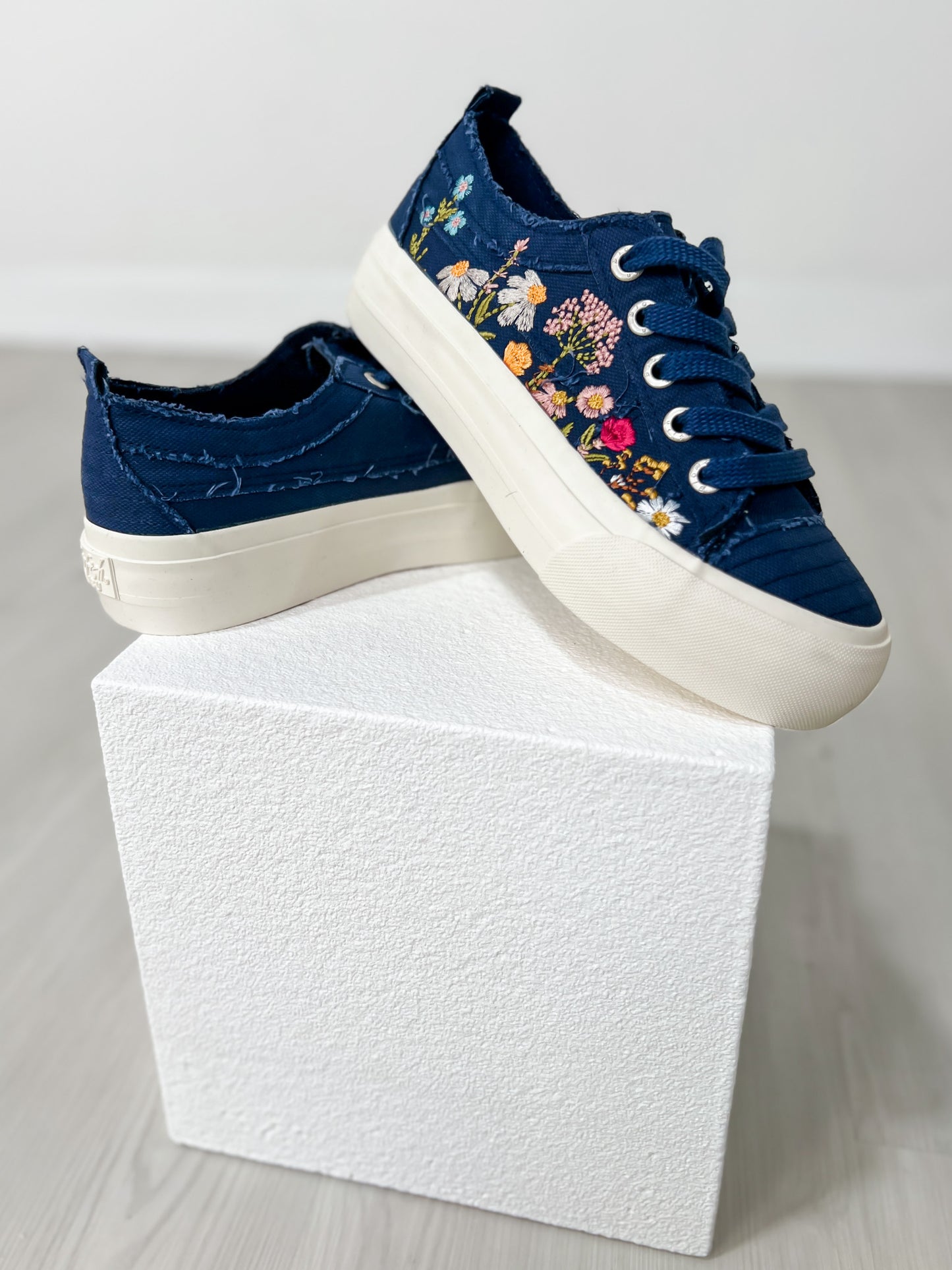 Blowfish Sadie Sun Tennis Shoes in Navy Canvas
