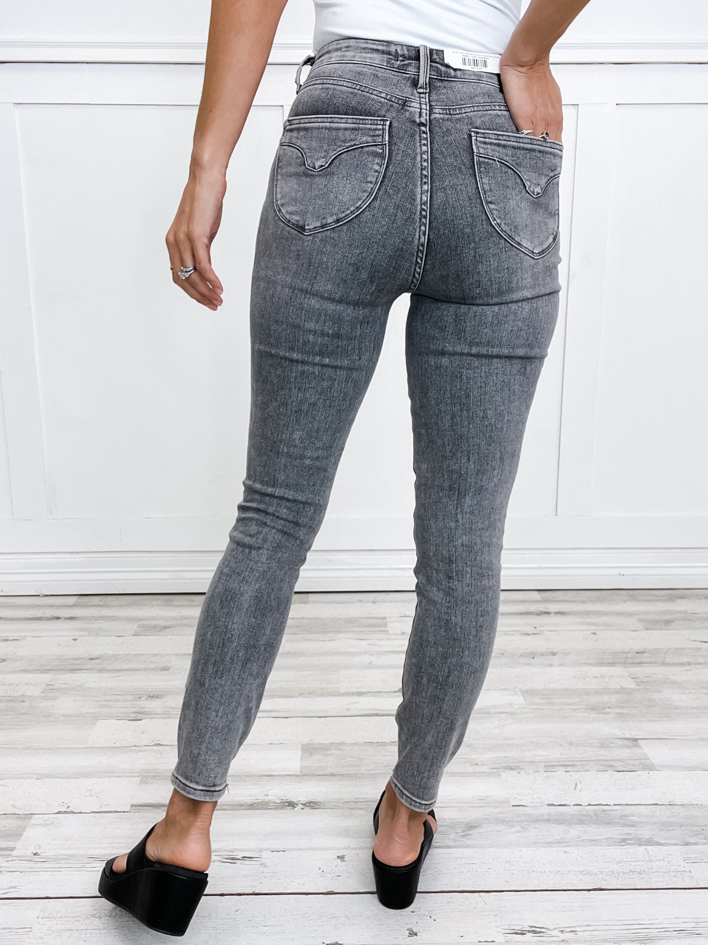 Judy Blue RAINY Mid-Rise Grey Tummy Control Skinny Jeans