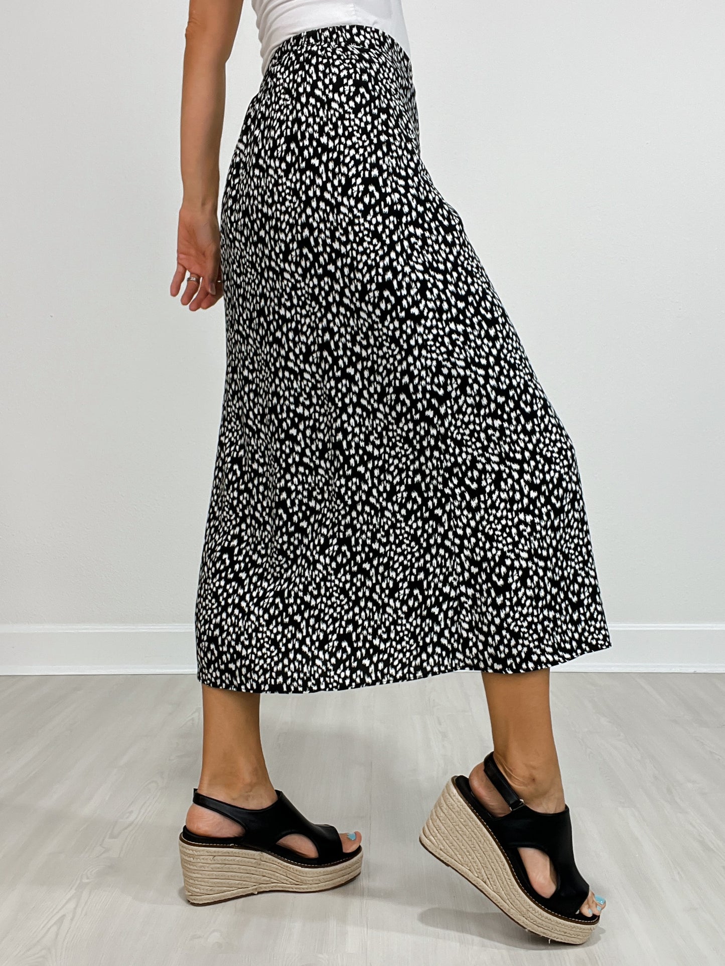 Abstract Leopard Print Elastic Waist Midi Skirt