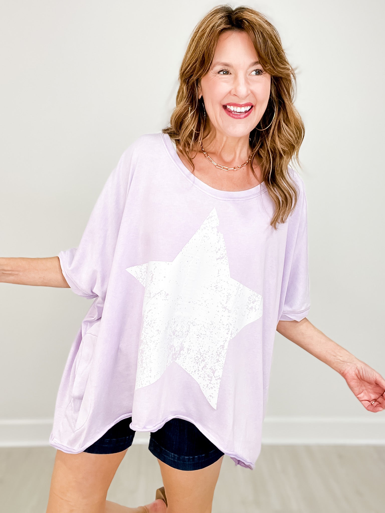 Extended Shoulder Crew Neck Short Sleeve Top with Star Print