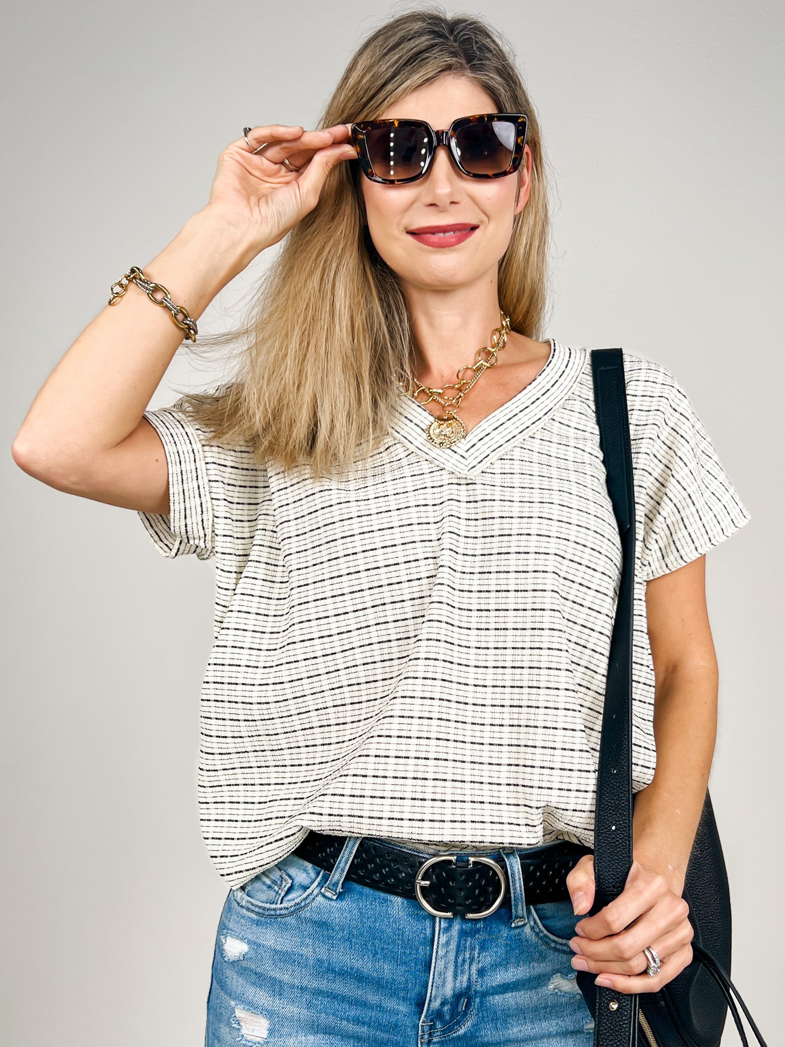 Short Sleeve V-Neck Textured Checkered Knit Top