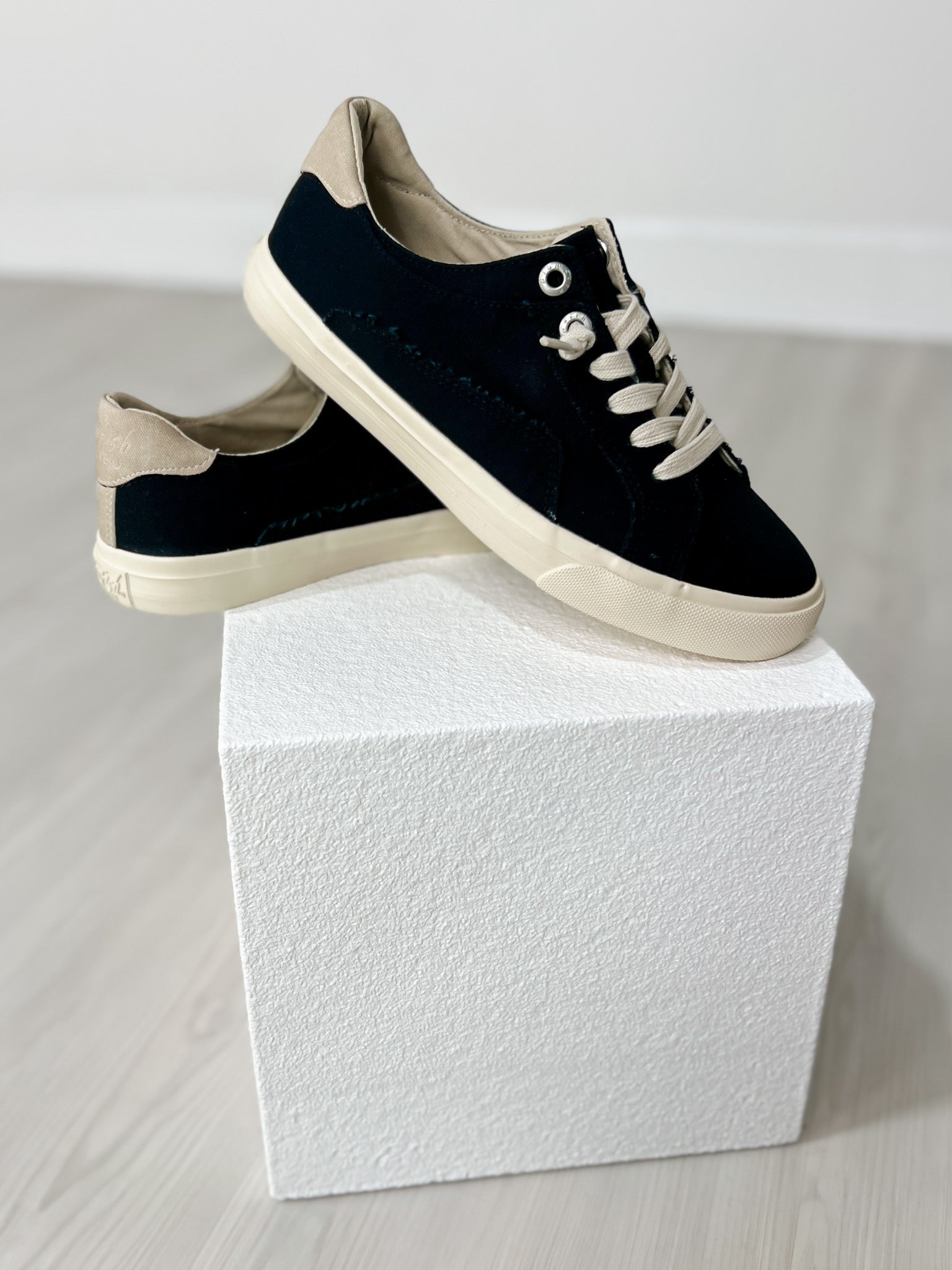 Blowfish Martina Too Slip-On Tennis Shoes in BLACK CANVAS