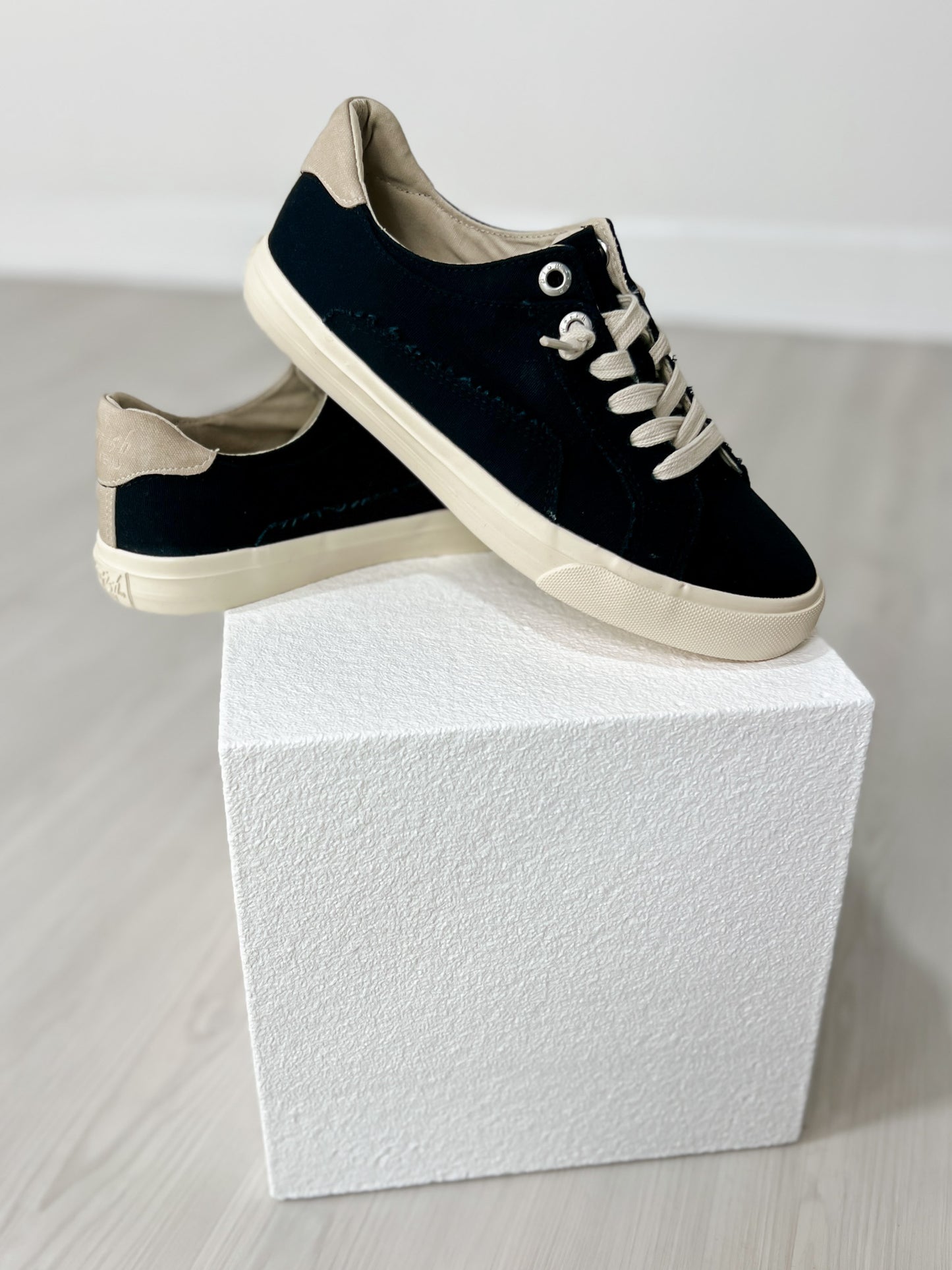 Blowfish Martina Too Slip-On Tennis Shoes in BLACK CANVAS