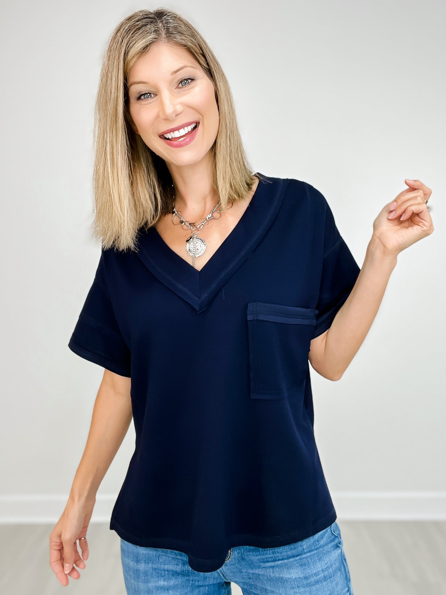 Side Slit V-Neck Short Sleeve Solid Knit Top