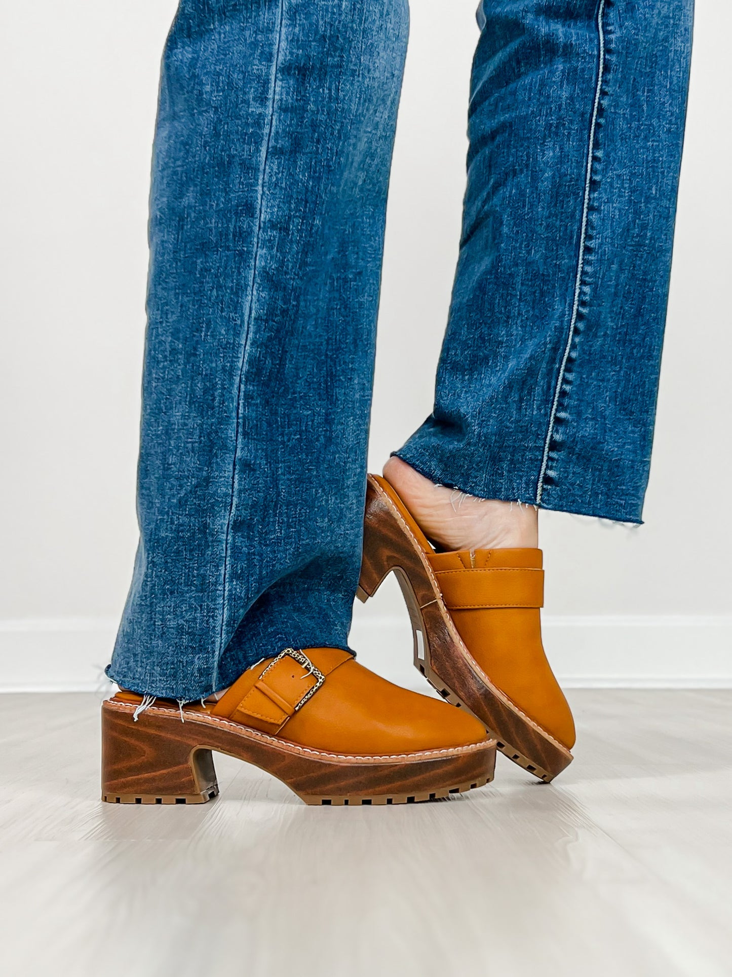 Yellowbox Barker Platform Clog in TAN