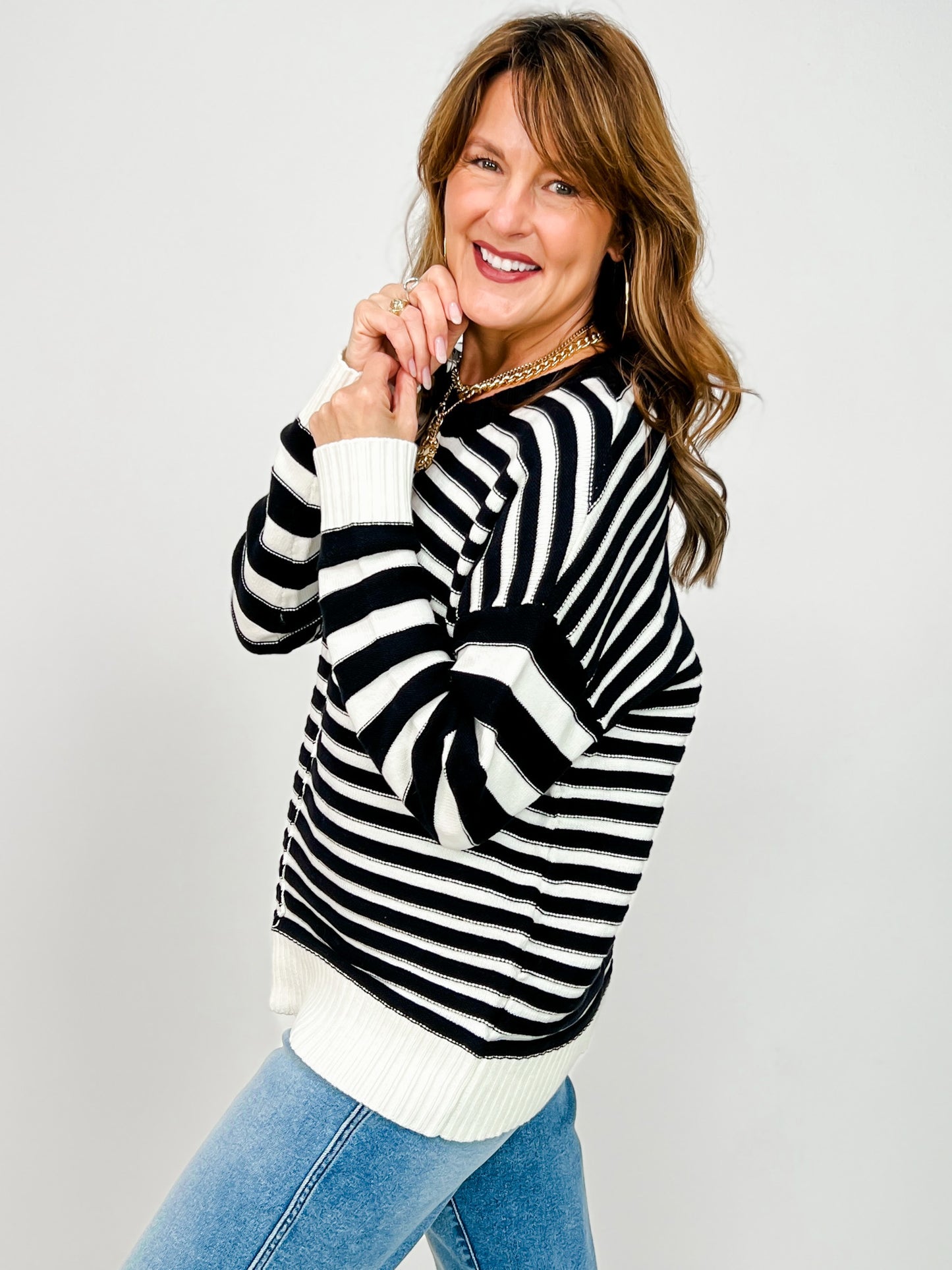 Contrast Stripe Front Seam Long Sleeve Sweater