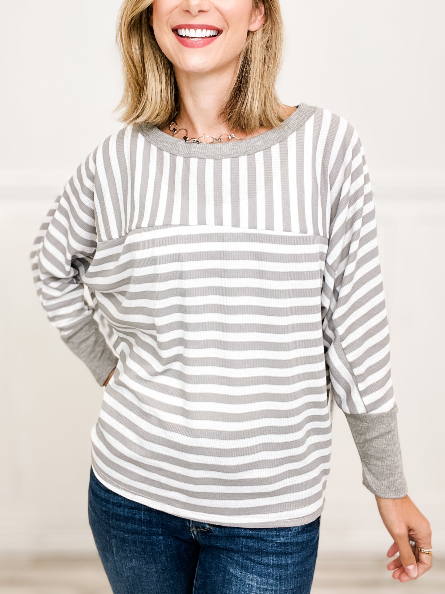 THERMAL STRIPE KNIT CONTRAST BANDED DOLMAN TOP