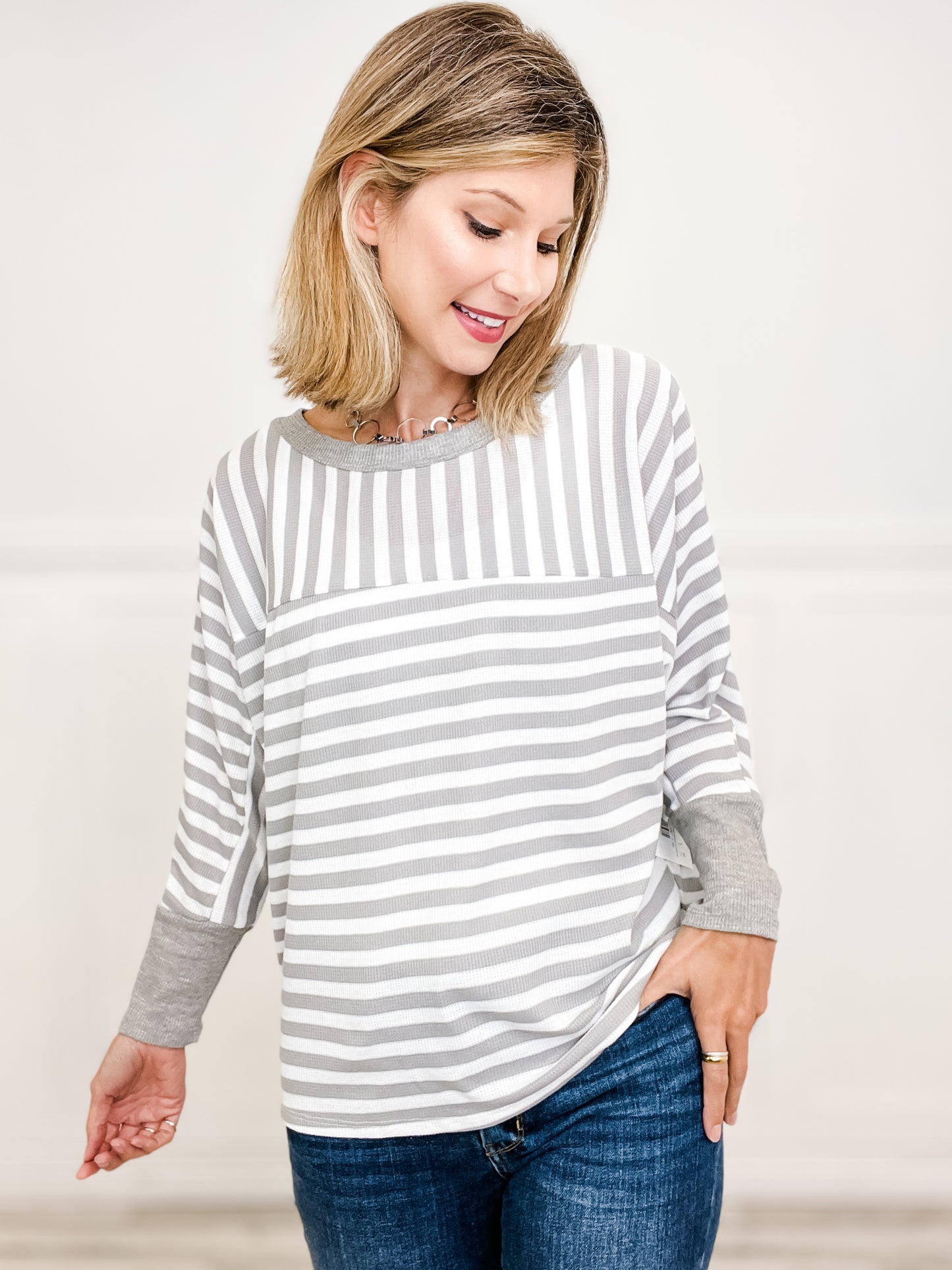 THERMAL STRIPE KNIT CONTRAST BANDED DOLMAN TOP