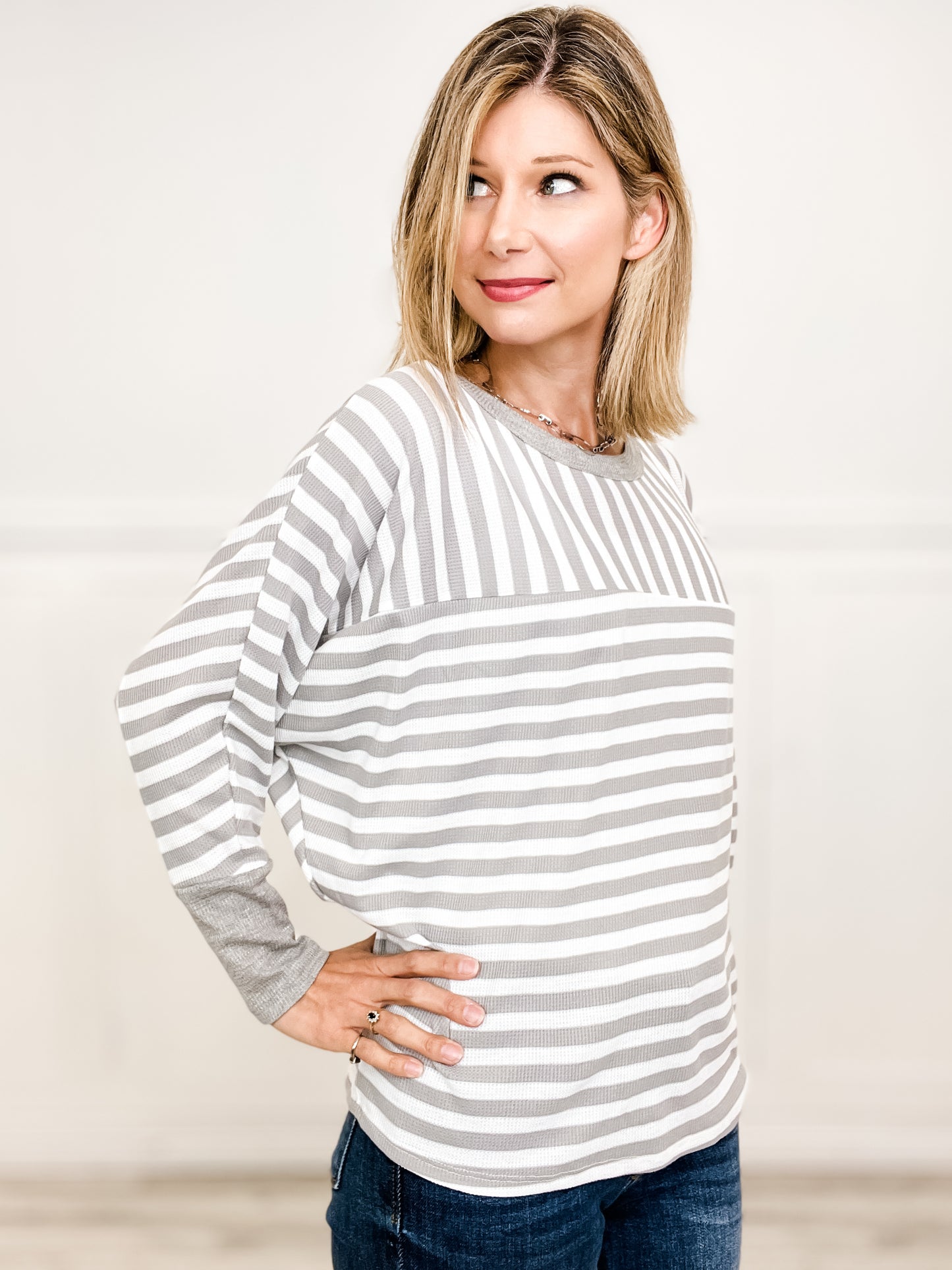 THERMAL STRIPE KNIT CONTRAST BANDED DOLMAN TOP