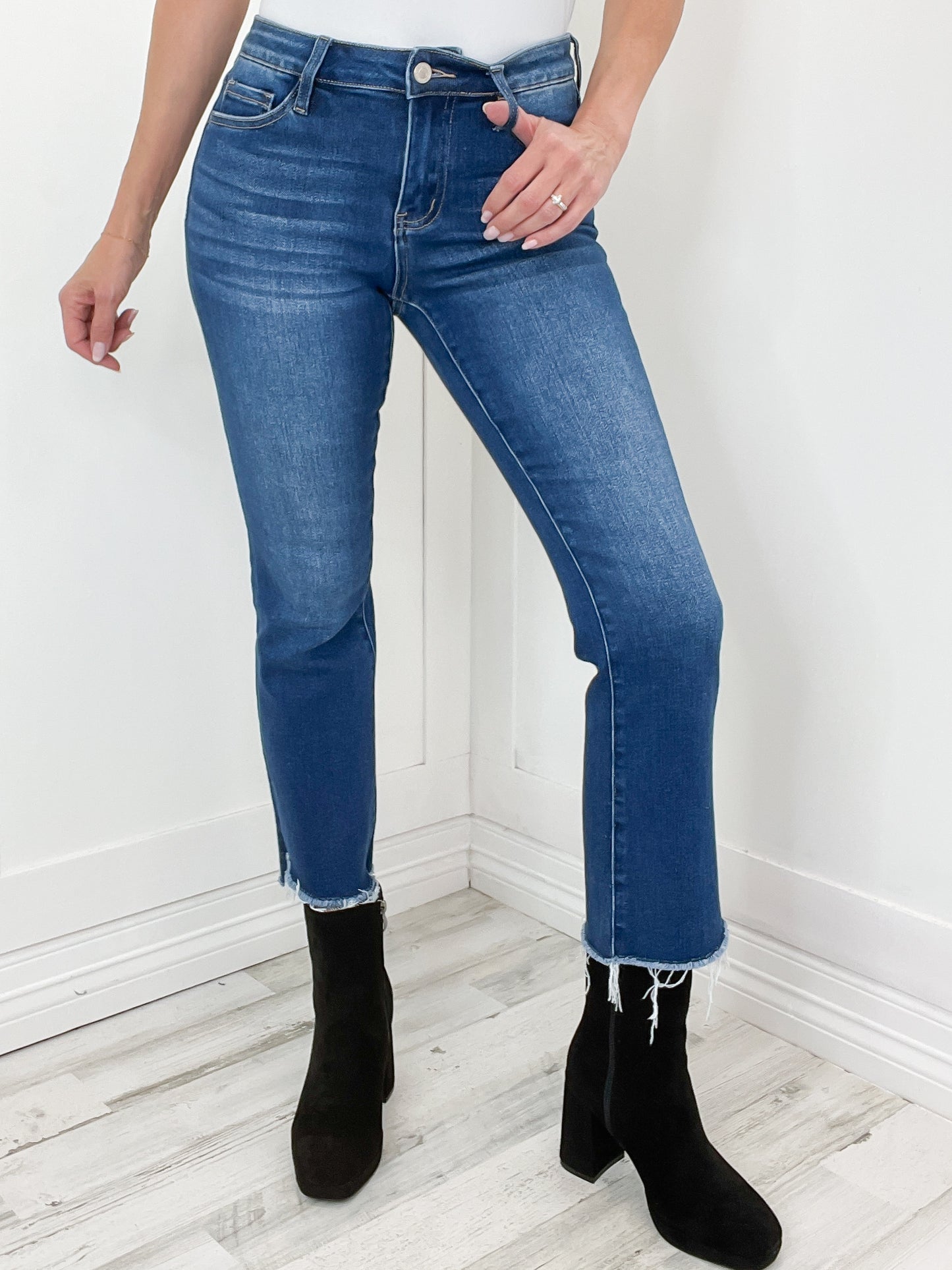 LOVERVET by VERVET Mid Rise Cropped Flare Denim Jeans