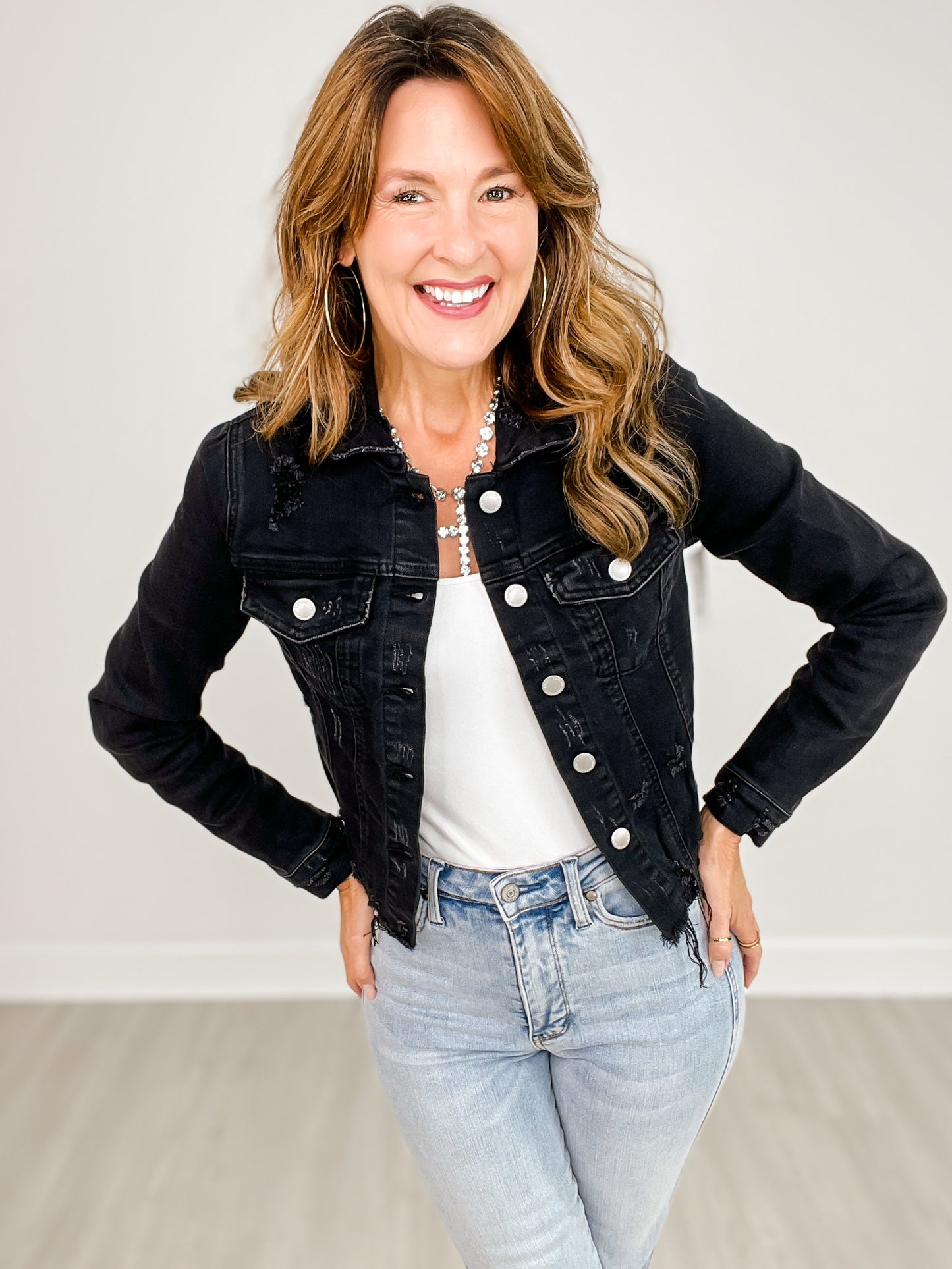 Risen Shirring Sleeve Crop Jacket