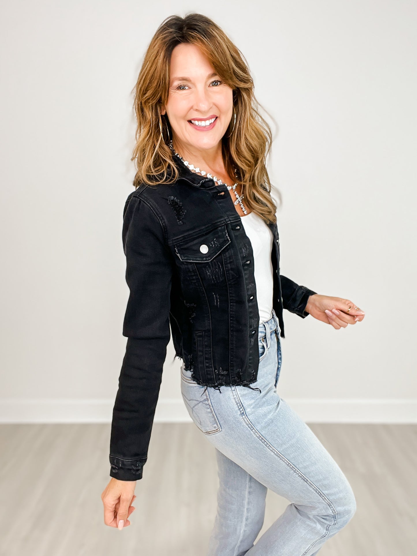 Risen Shirring Sleeve Crop Jacket